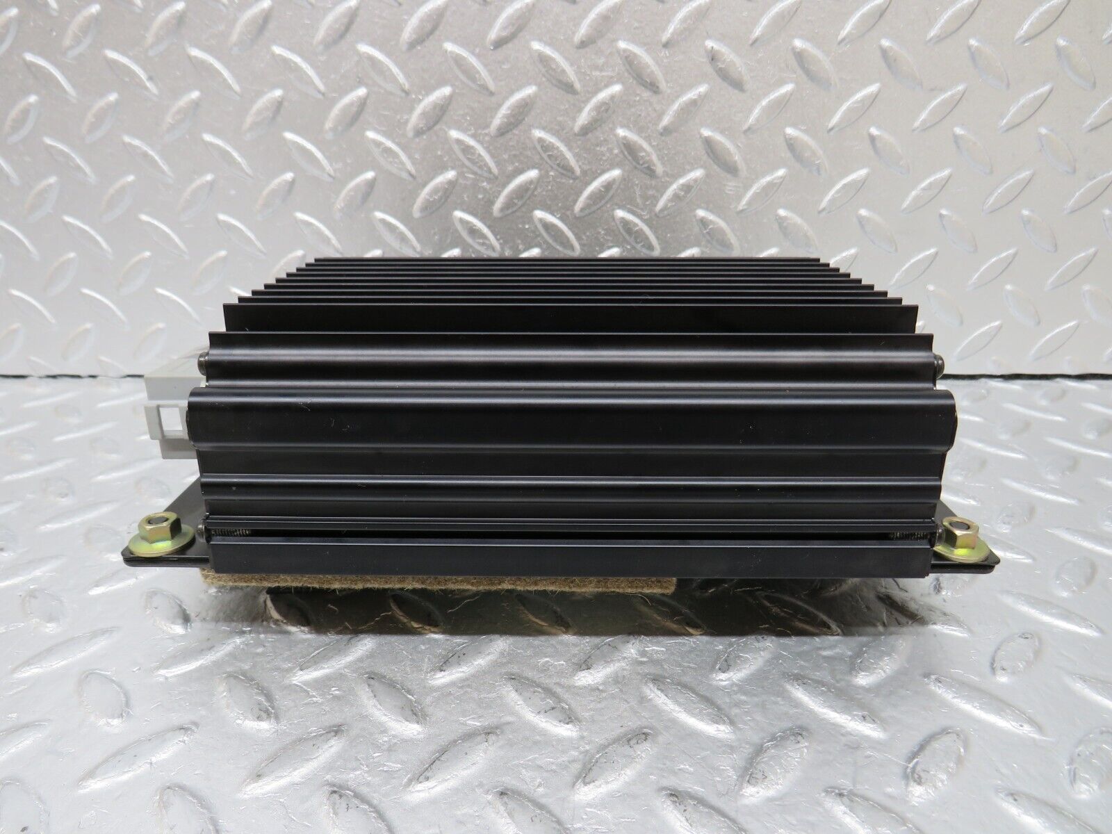 34803 Mercedes-Benz W210 320E Audio Radio Amplifier Control Unit Bose 21082026