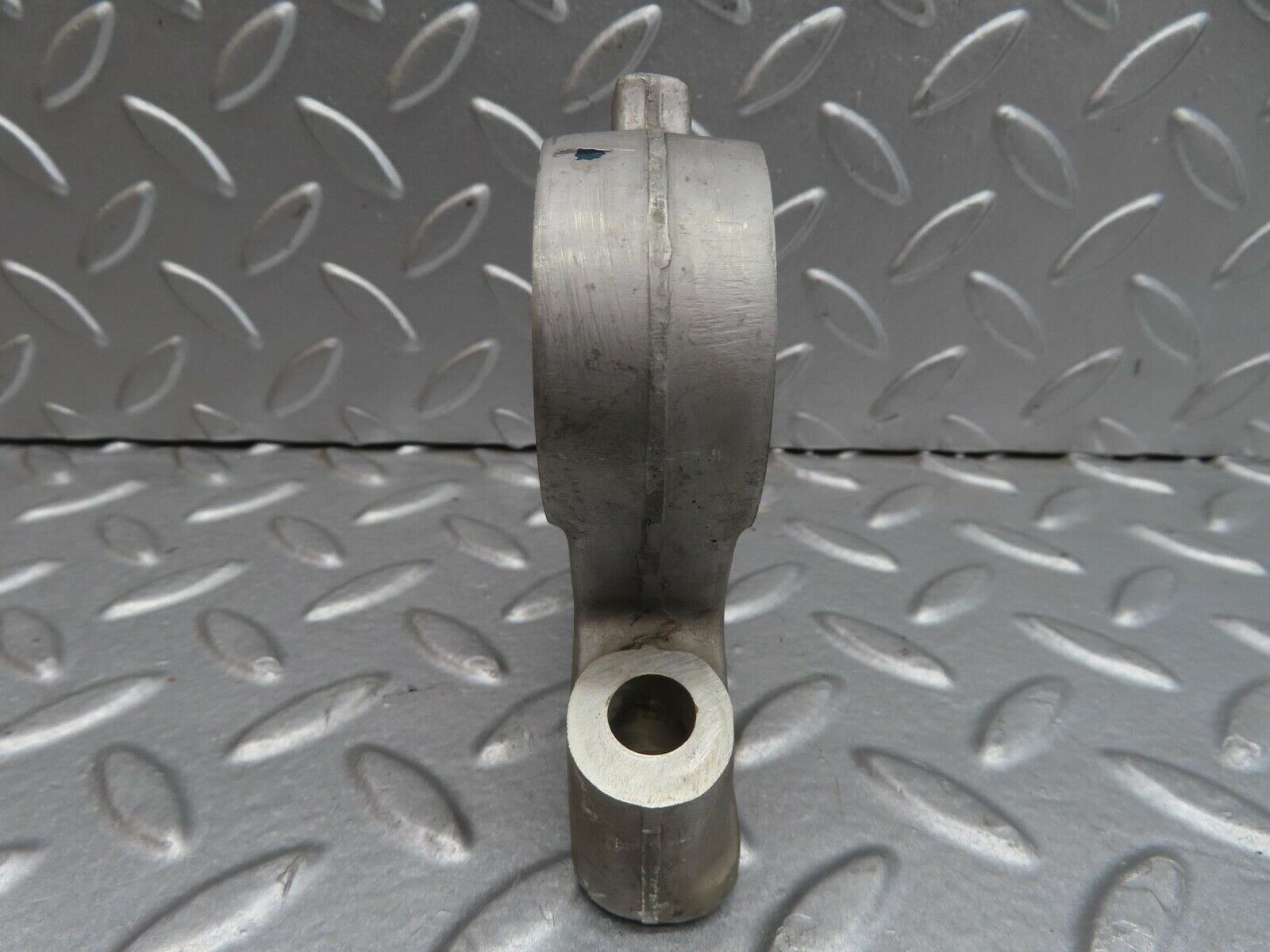 13727 Mercedes-Benz R107 450SL Camshaft Tower Bearing 1160511810