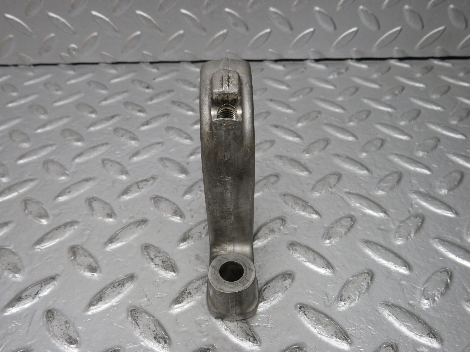 32797 Mercedes-Benz C107 R107 350 V8 Camshaft Tower Bearing 1160512112