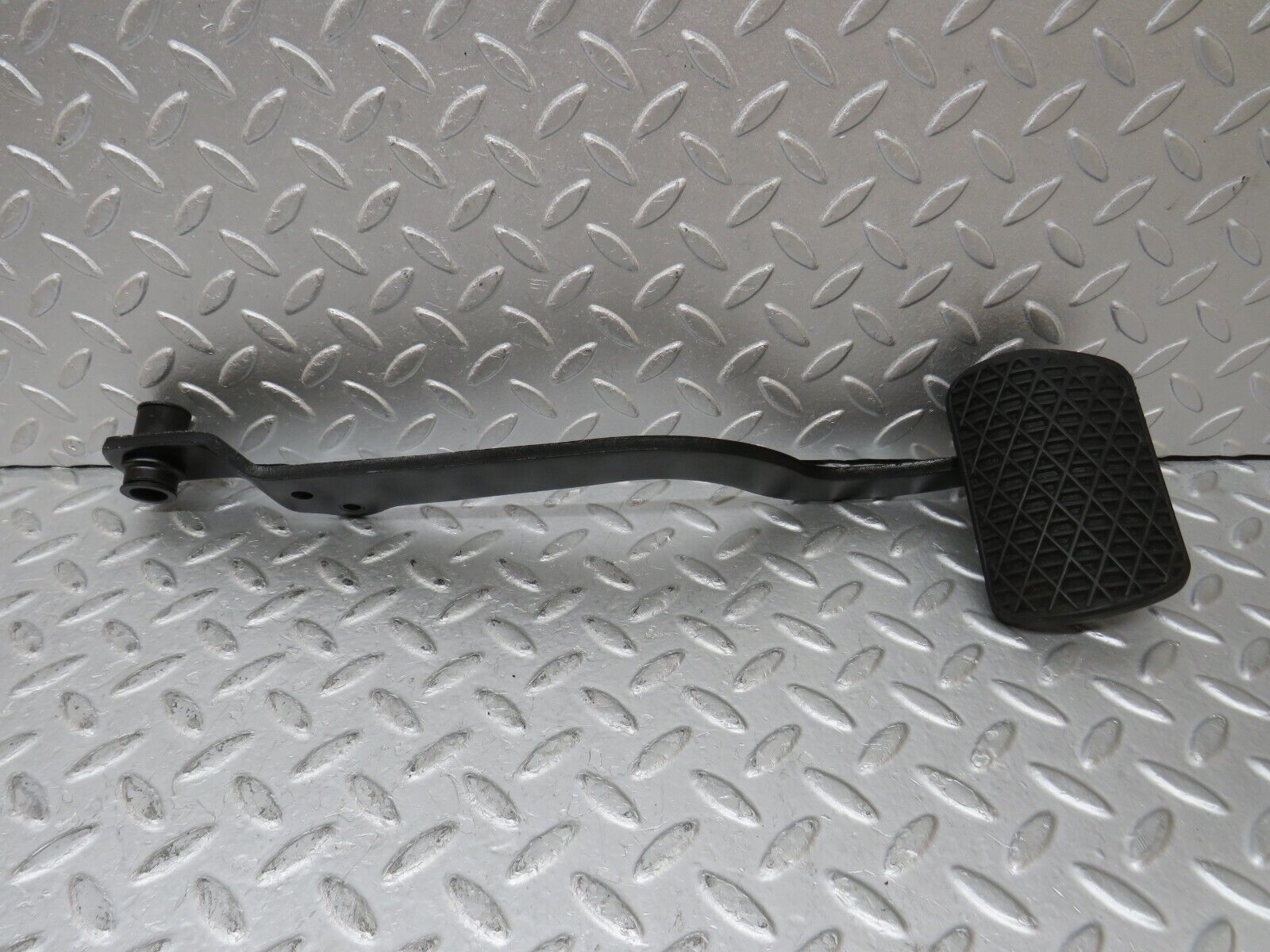 35497 Mercedes-Benz R107 280SL Brake Pedal With Rubber 1232910082