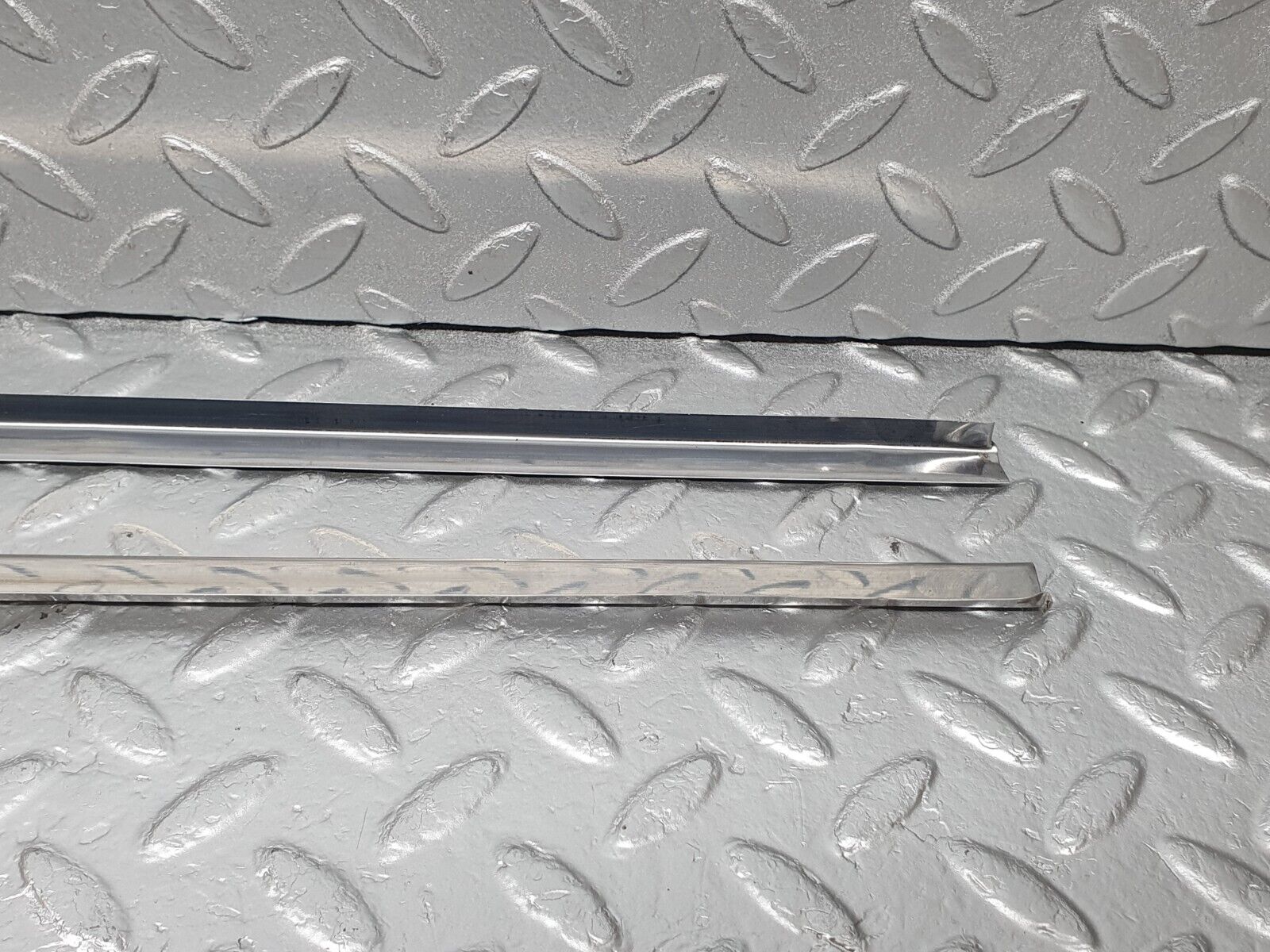 43944 Mercedes-Benz C123 230CE Coupe Sunroof Chrome Trim Set