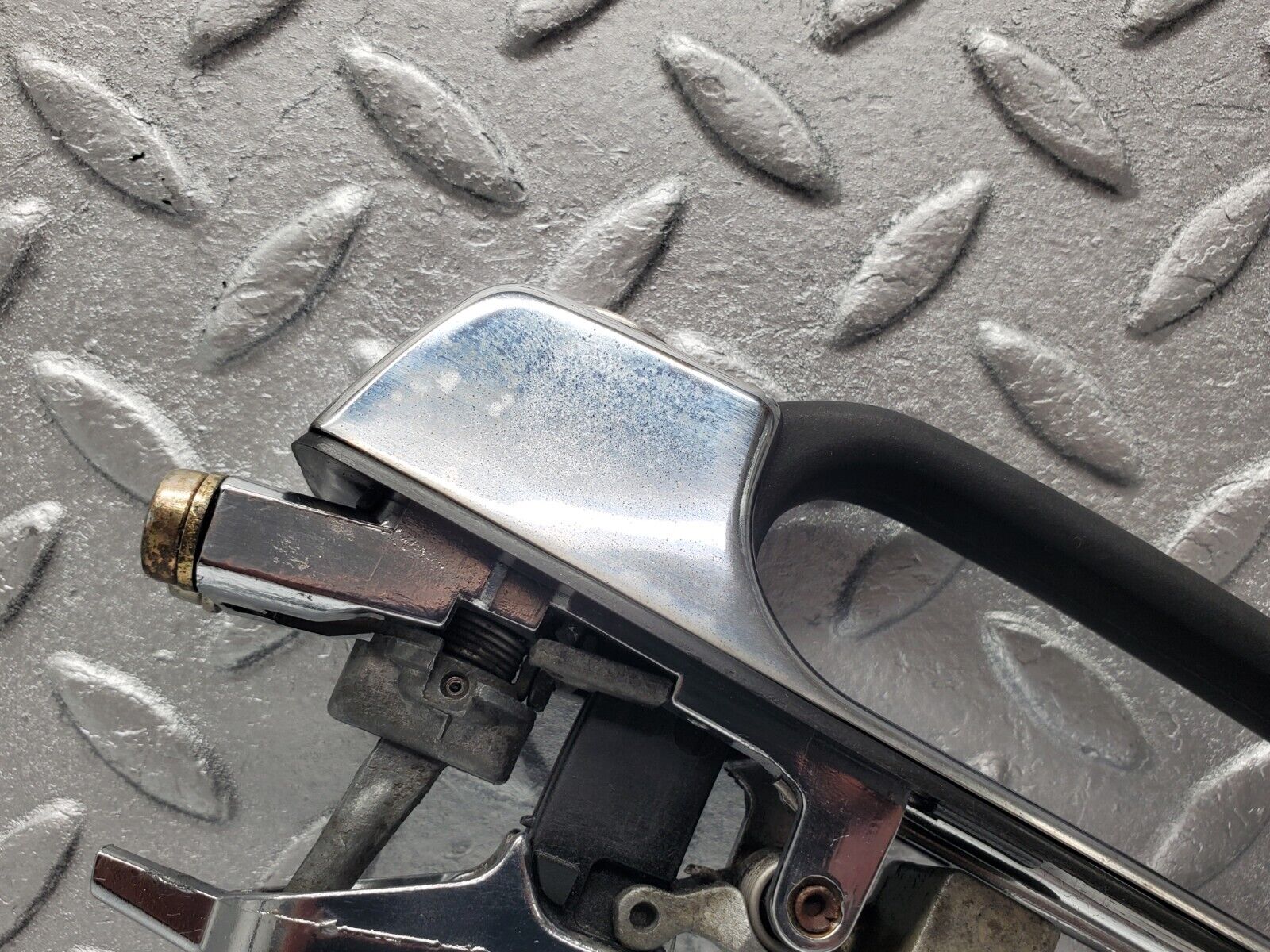 46385 Mercedes-Benz C123 280CE Coupe Left Door Exterior Handle No Key