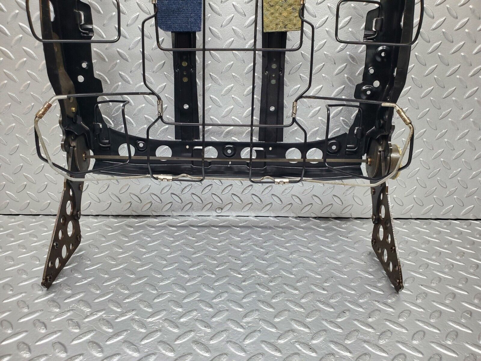 44553 Mercedes-Benz W123 280E Front Left Seat Backrest