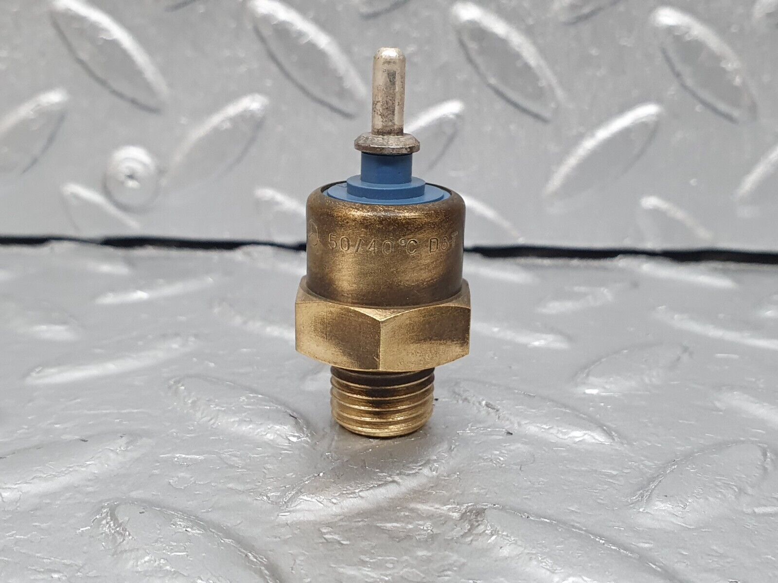 41656 Mercedes-Benz W124 200E Radiator Fan Temperature Switch 0055457024