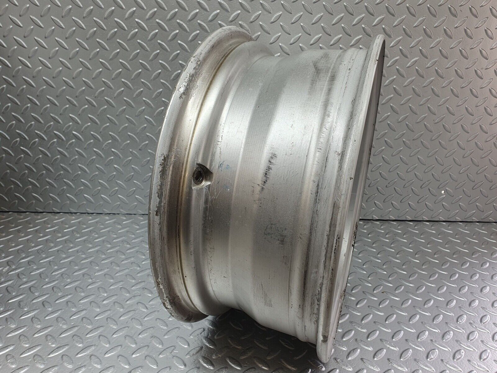 42020 Mercedes-Benz Alloy Wheel Set 7Jx16H2 8Jx16H2 ET31 ET32 2034012902