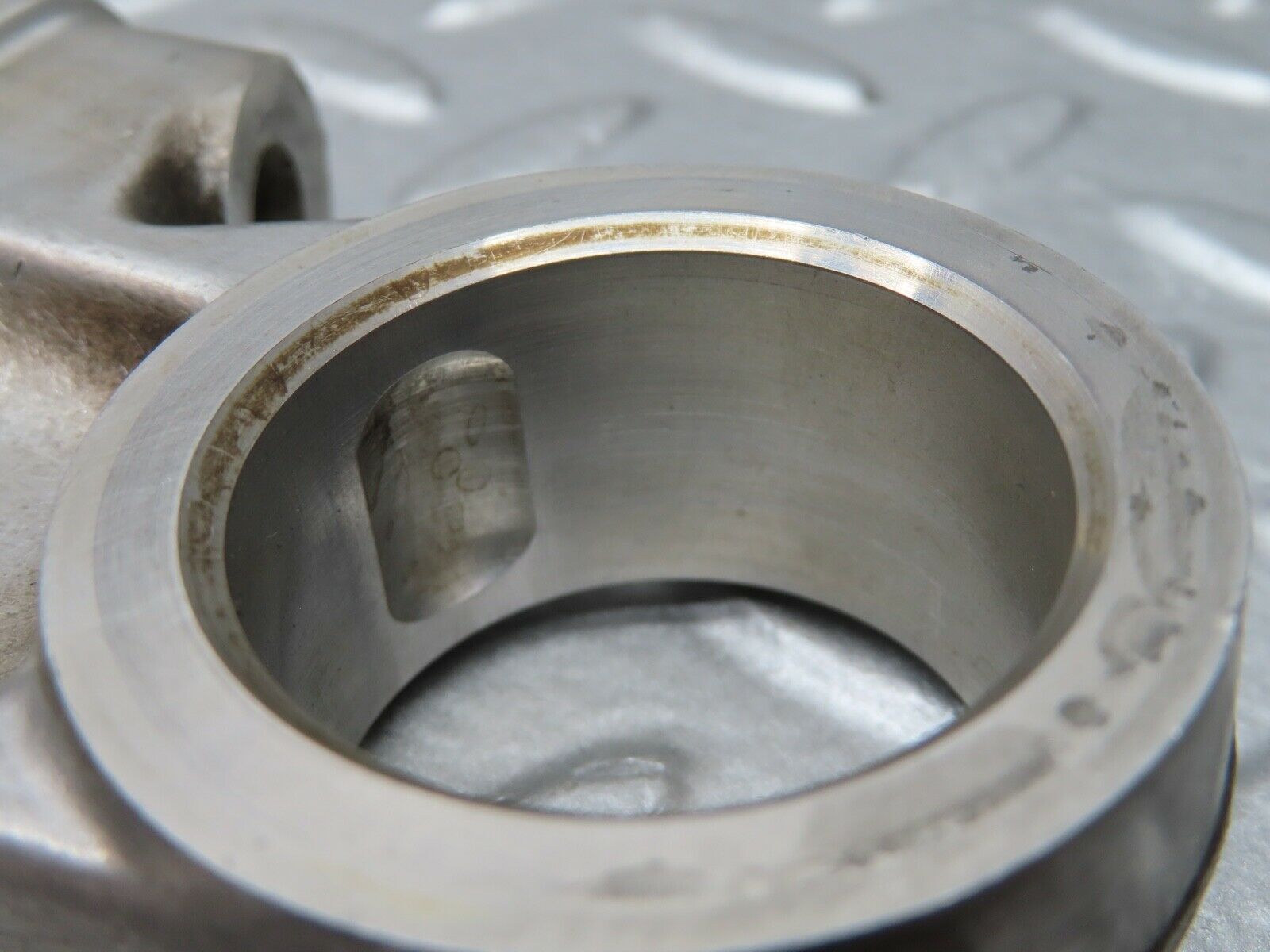 20673 Mercedes-Benz R107 450SL Camshaft Tower Bearing 1160511810