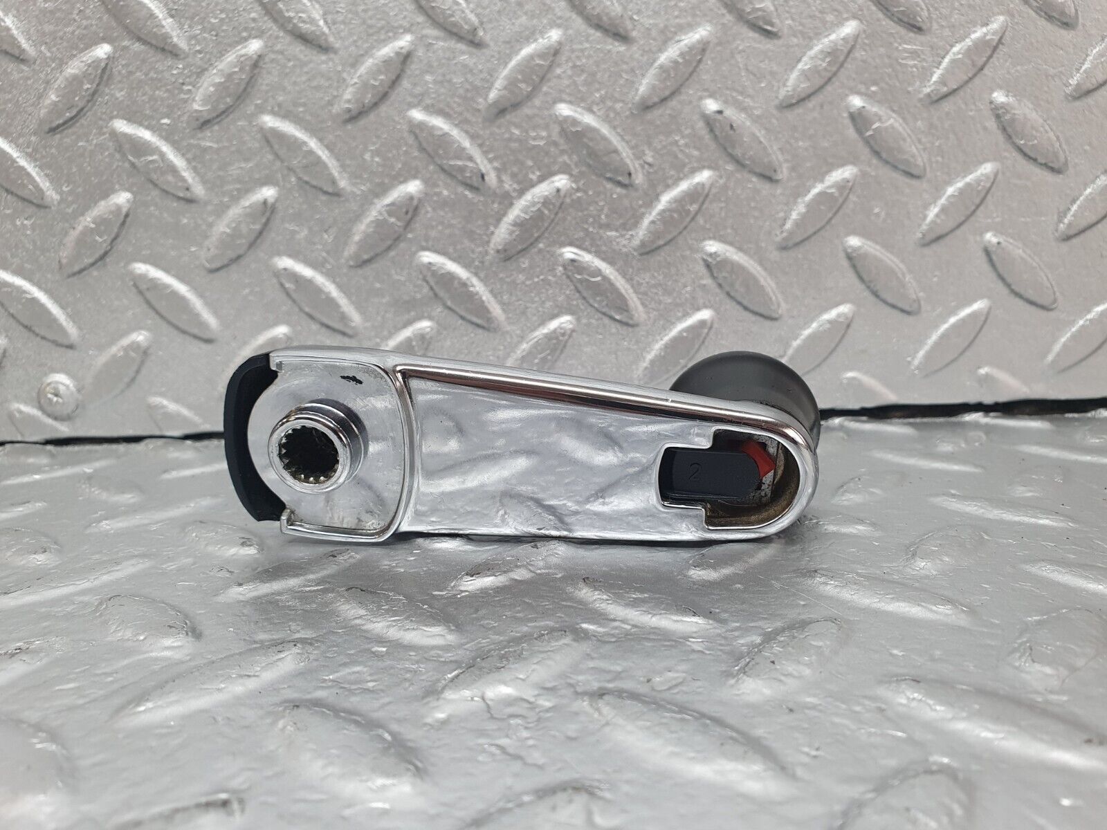 42702 Mercedes-Benz W201 190 2.0L Window Lifter Crank Handle