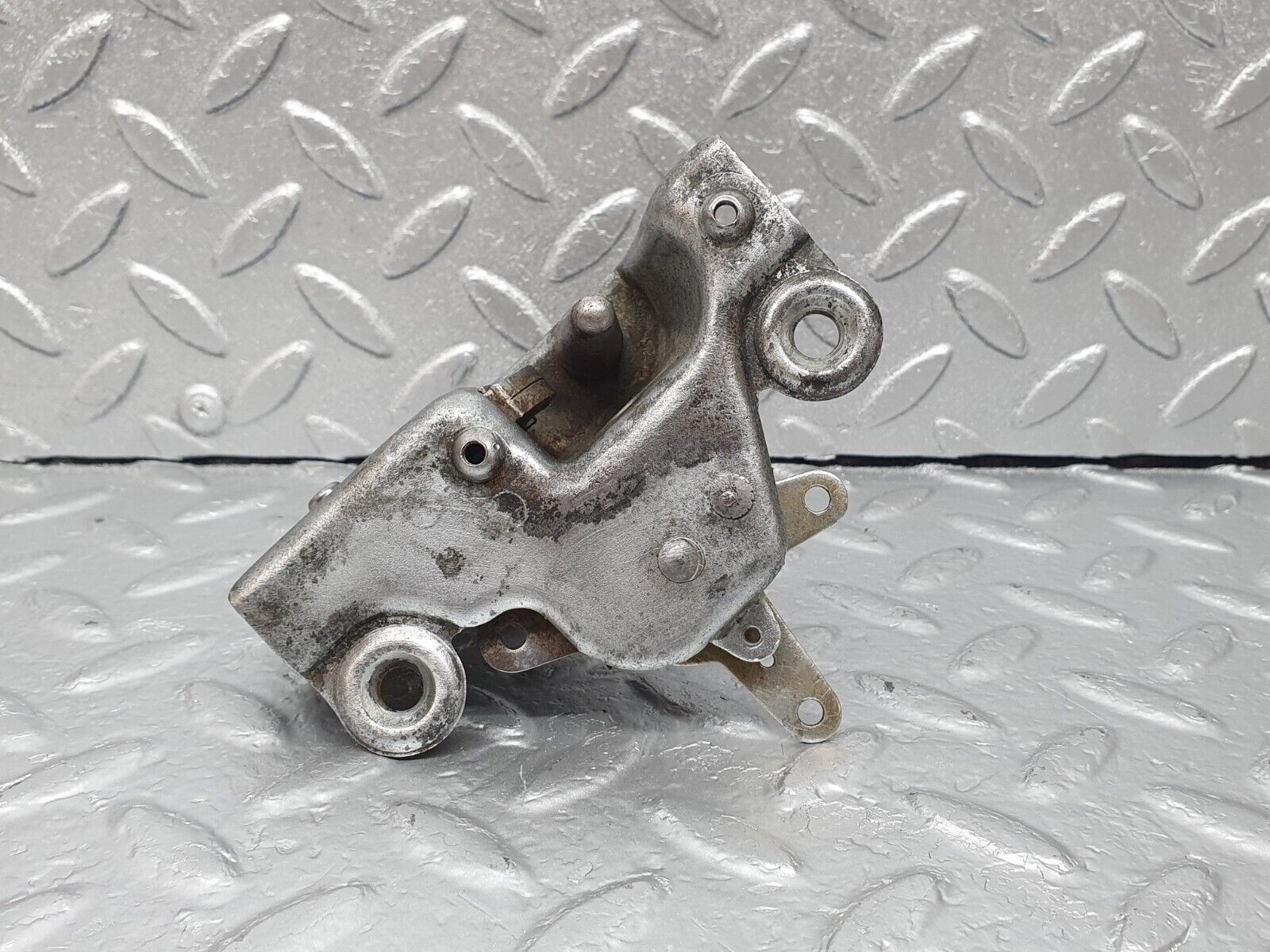 43129 Mercedes-Benz W108 280SE Rear Left Door Lock Mechanism