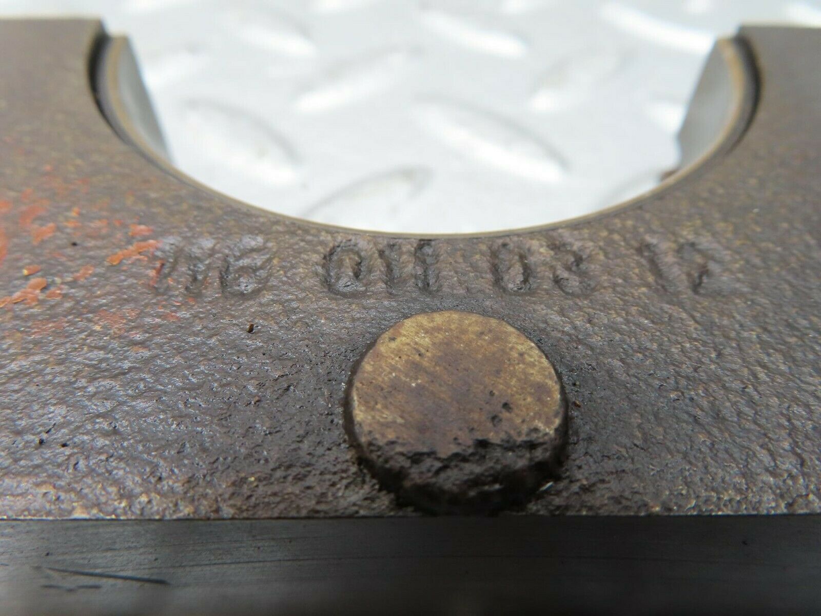 15706 Mercedes-Benz R107 450SL Crankshaft Bearing Holder Block 1160110313