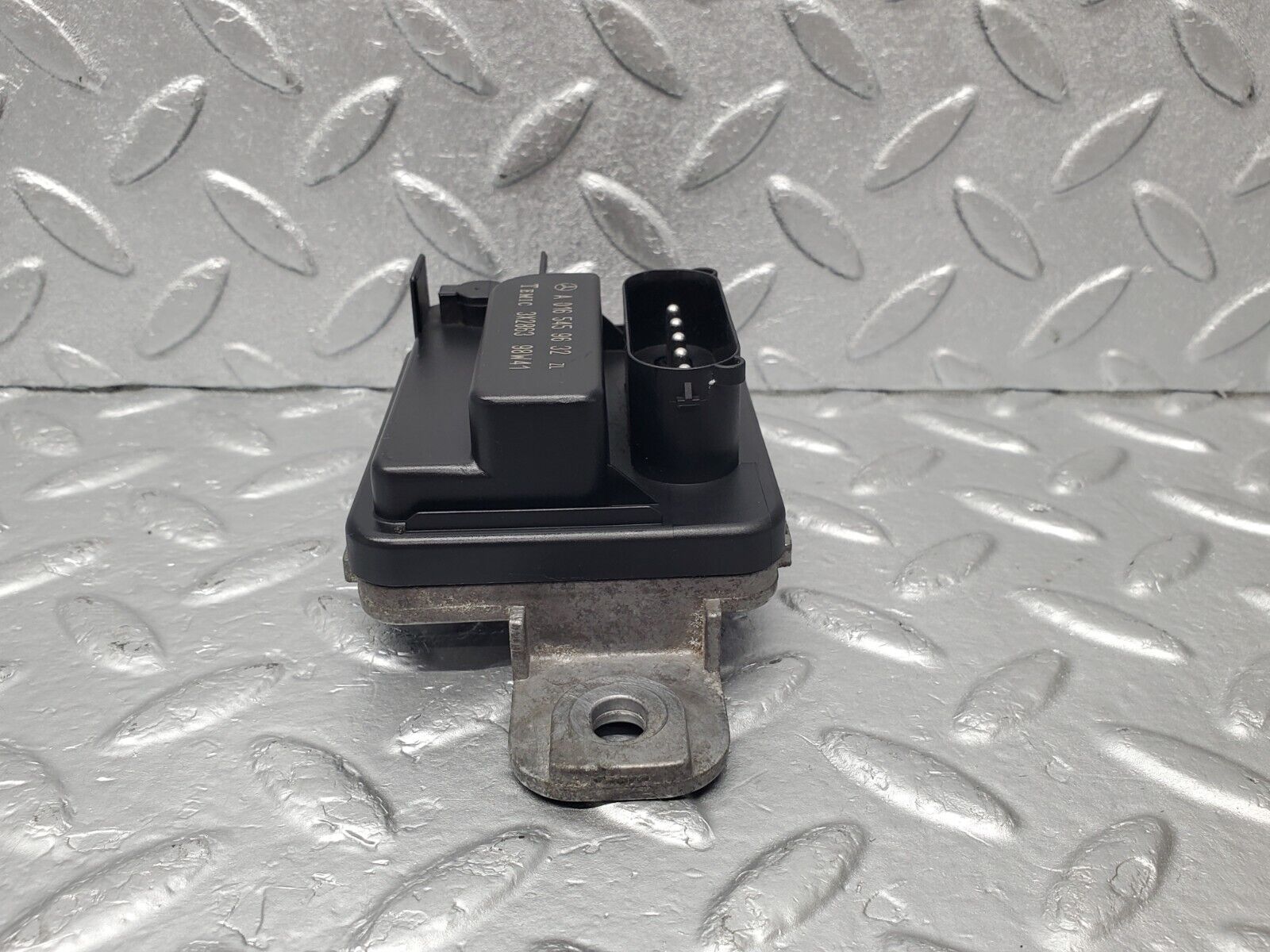 46786 Mercedes-Benz R129 320SL Coupe Radiator Fan Relay 0165459632