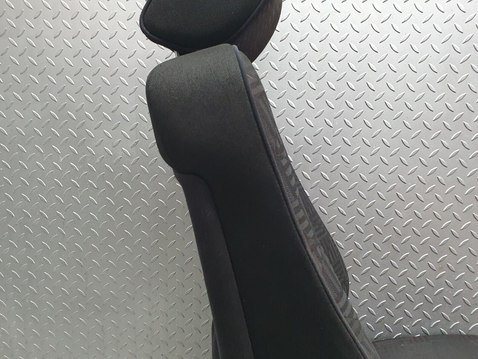 41813 Mercedes-Benz W202 C200 Front Right Passenger Seat