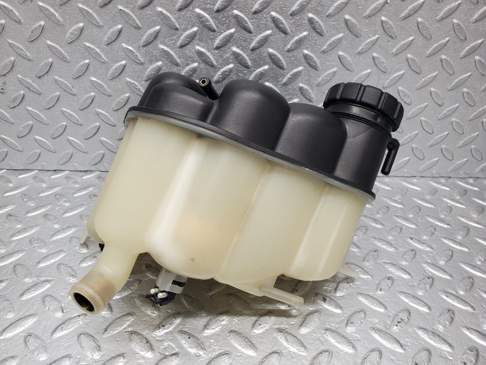 46741 Mercedes-Benz R129 320SL Coupe Coolant Reservoir Tank 1295000849 2105010315
