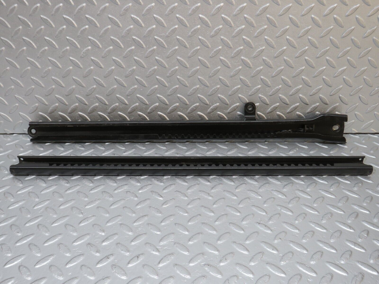 40182 Mercedes-Benz R107 350SL Front Left Seat Rail Pair