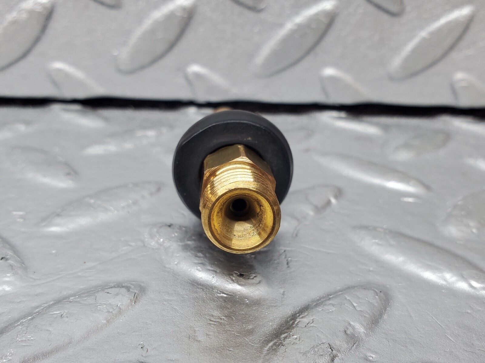 45336 Mercedes-Benz 280E M110.983 Fuel Injector Bosch 0437502047