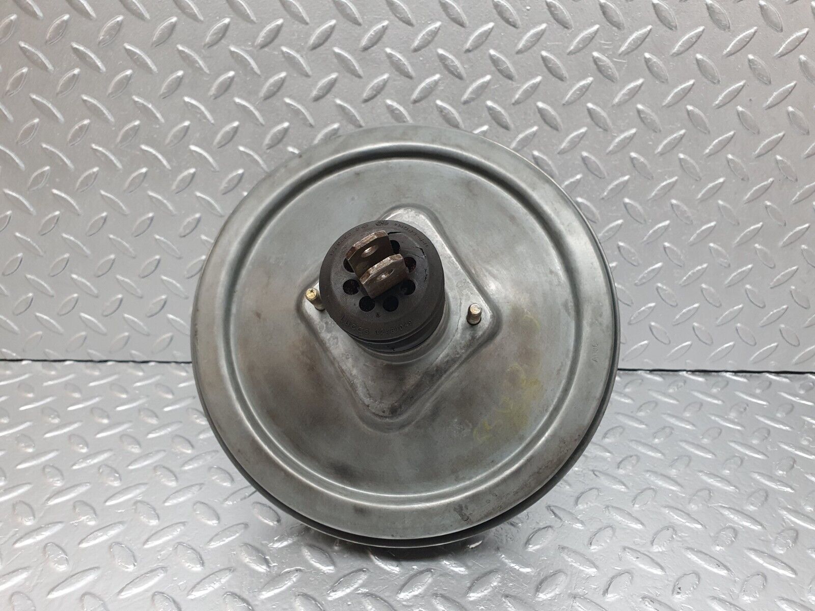 41971 Mercedes-Benz W202 C200 Brake Booster Lucas 0044305830