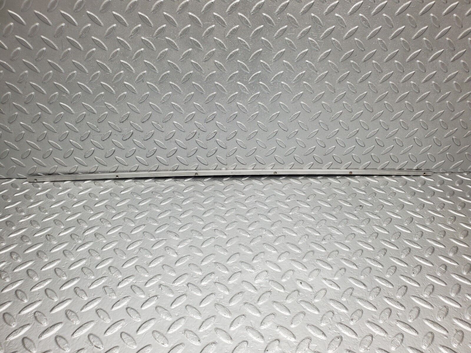 46572 Mercedes-Benz C123 280CE Coupe Sunroof Chrome Trim