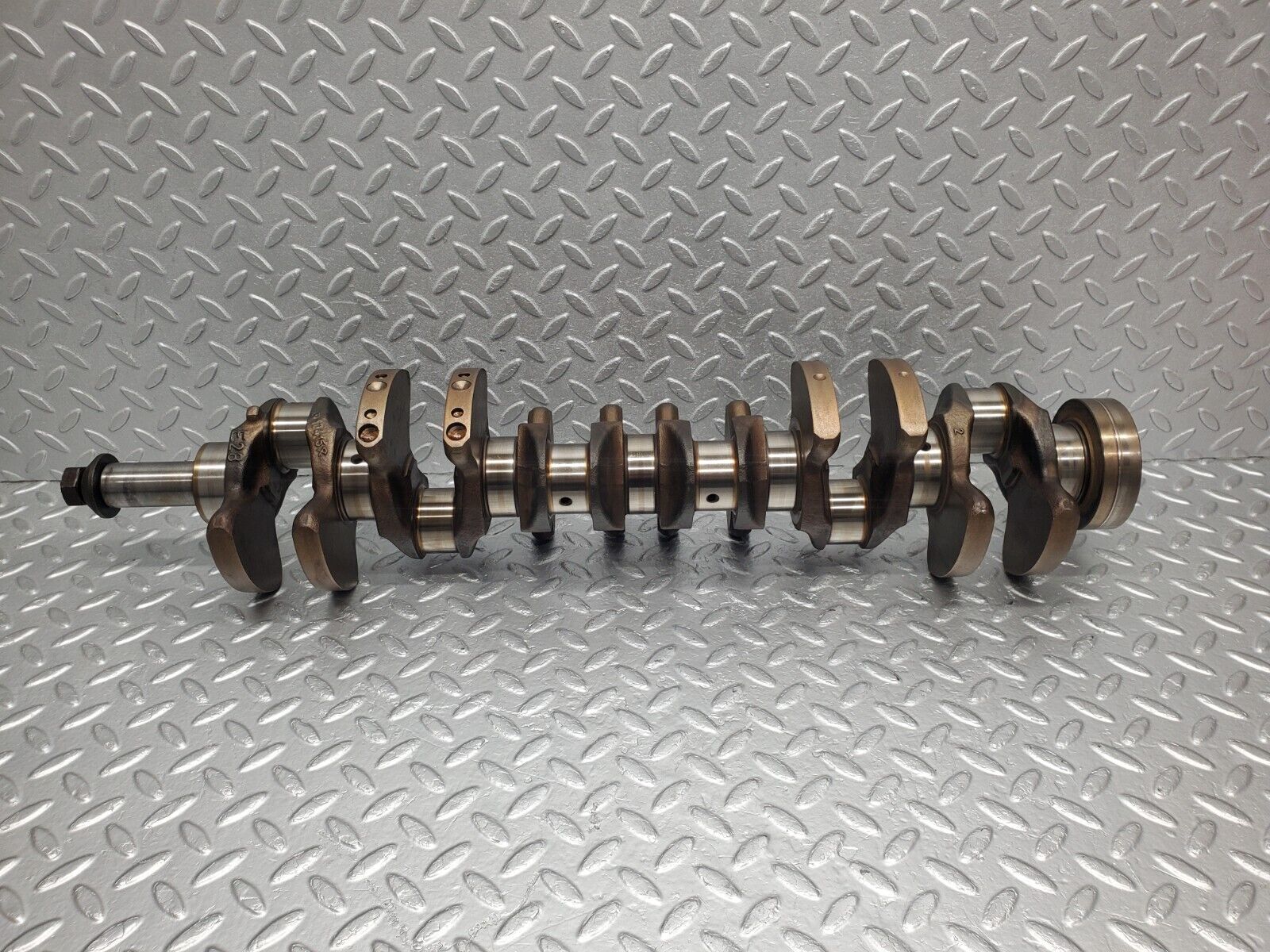 46238 Mercedes-Benz W124 280E Crankshaft