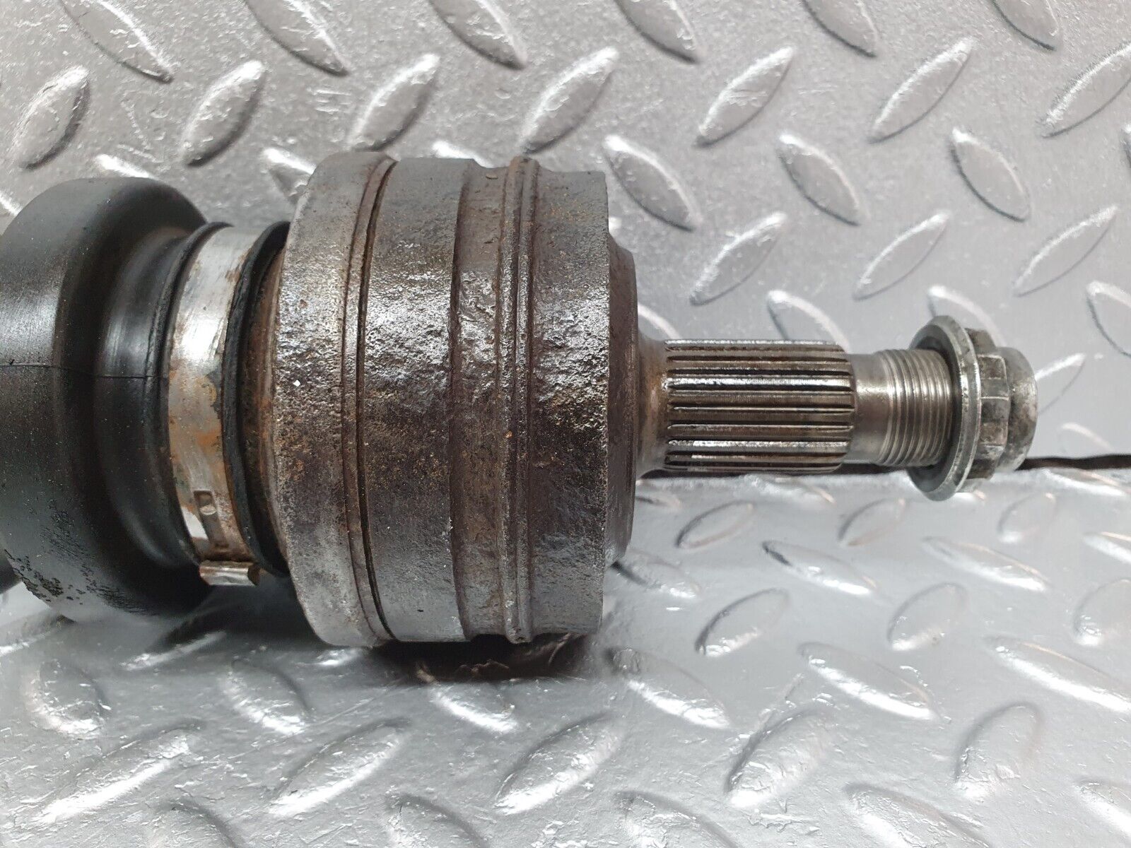 41718 Mercedes-Benz W124 200E Axle Shaft Drive Shaft