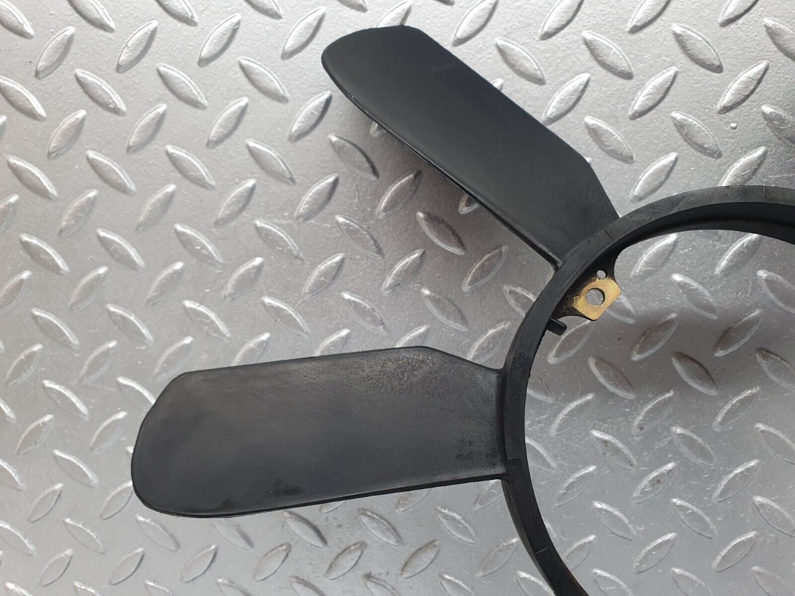 42294 Mercedes-Benz R129 320SL Coupe Engine Cooling Fan 1032000623