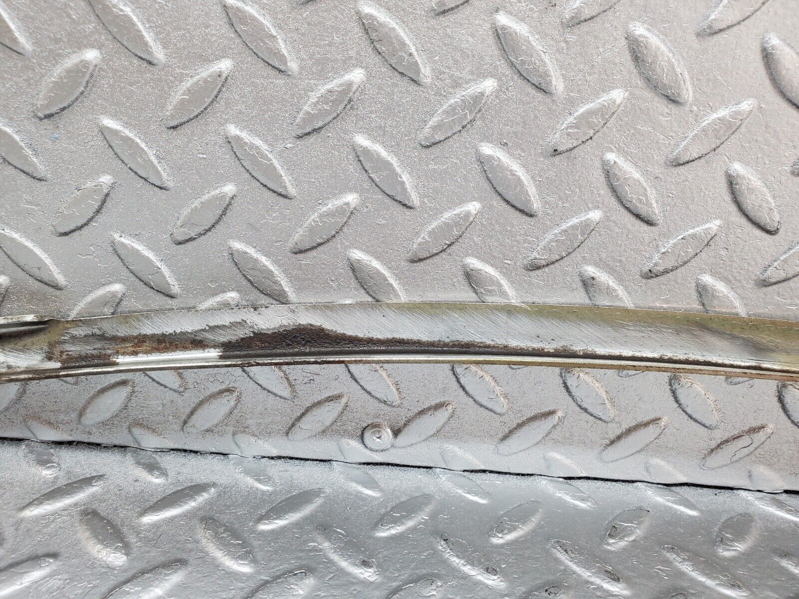 45241 Mercedes-Benz R129 300SL Coupe Right Door Front Window Channel