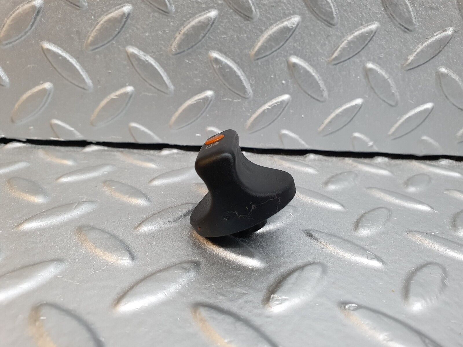 41978 Mercedes-Benz W202 C200 Headlight Switch Knob