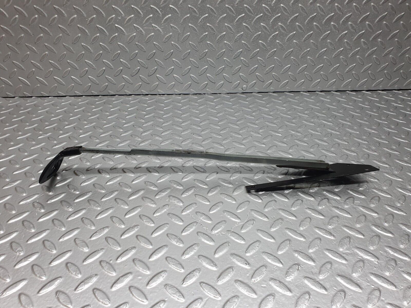 43096 Mercedes-Benz W108 280SE Front Left Seat Side Sliding Adjust Handle