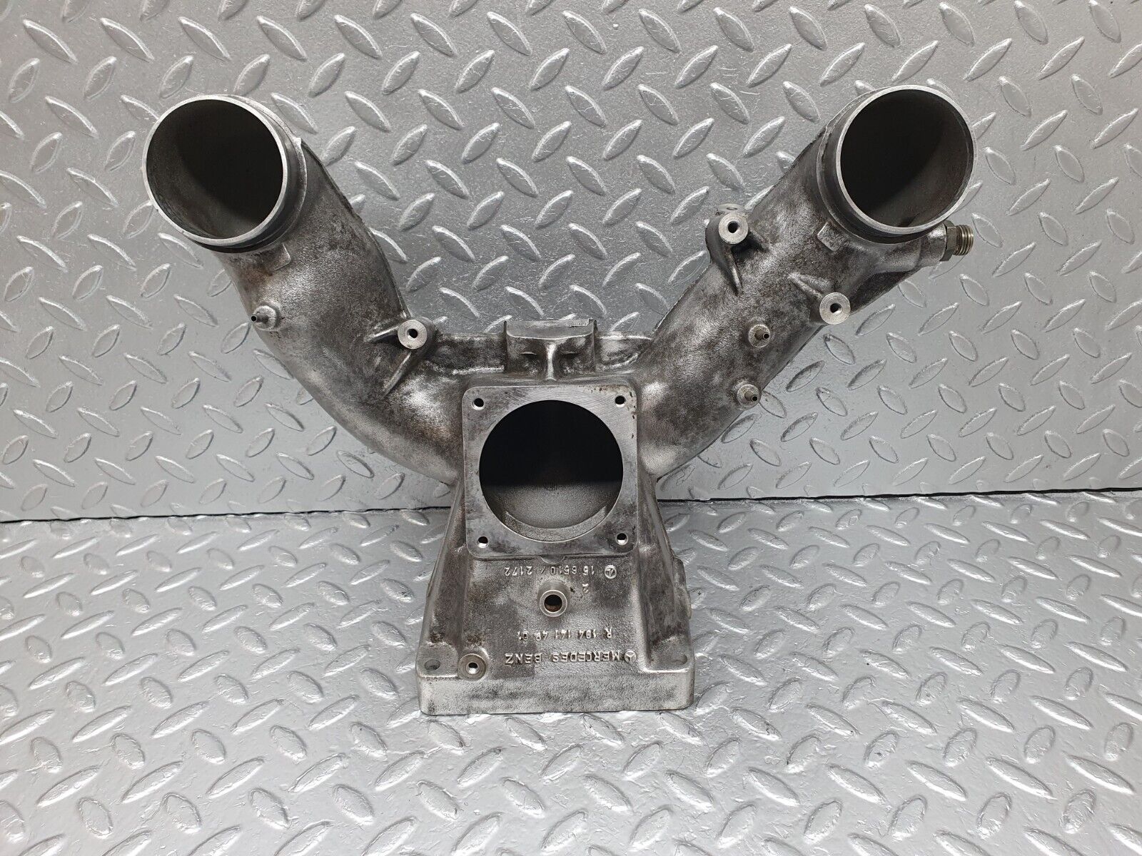 42567 Mercedes-Benz R129 320SL Coupe Air Intake Manifold 1041414801