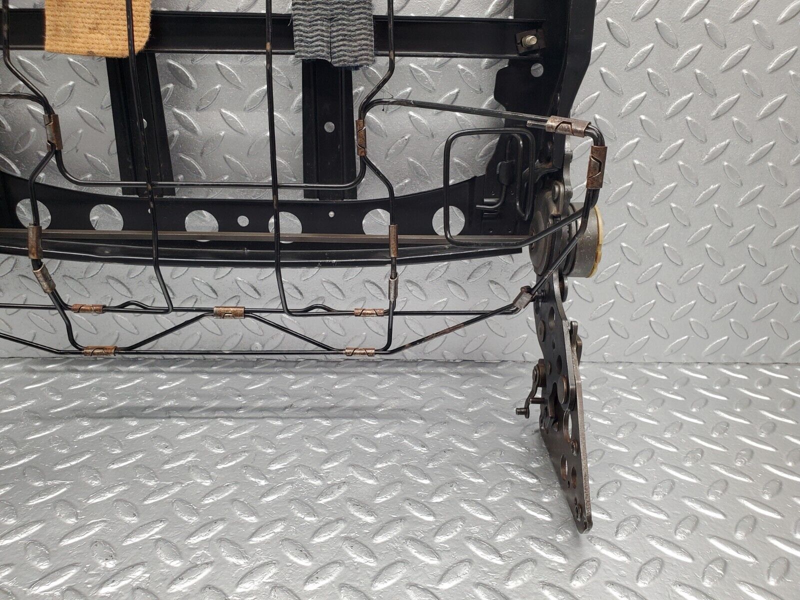 46681 Mercedes-Benz C123 280CE Coupe Front Left Seat Backrest