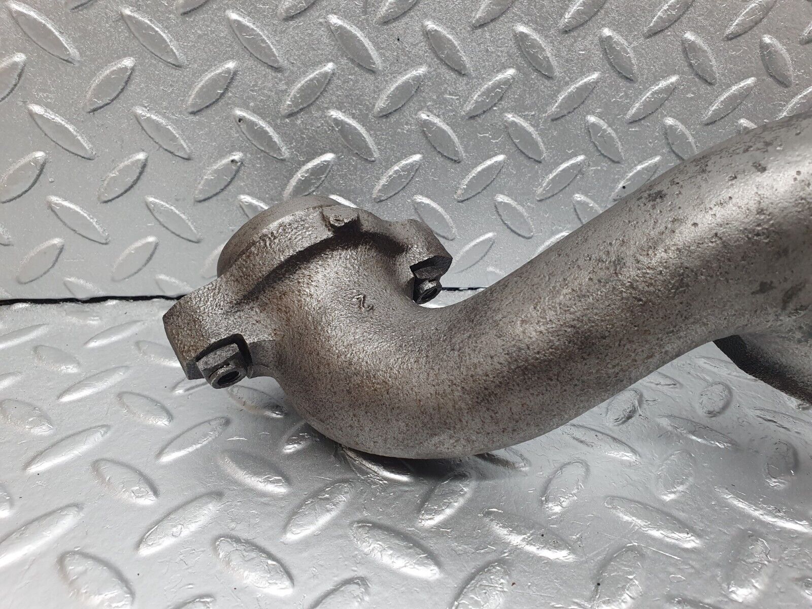 43605 Mercedes-Benz C126 380SEC Coupe Exhaust Manifold Left Side 1161420502