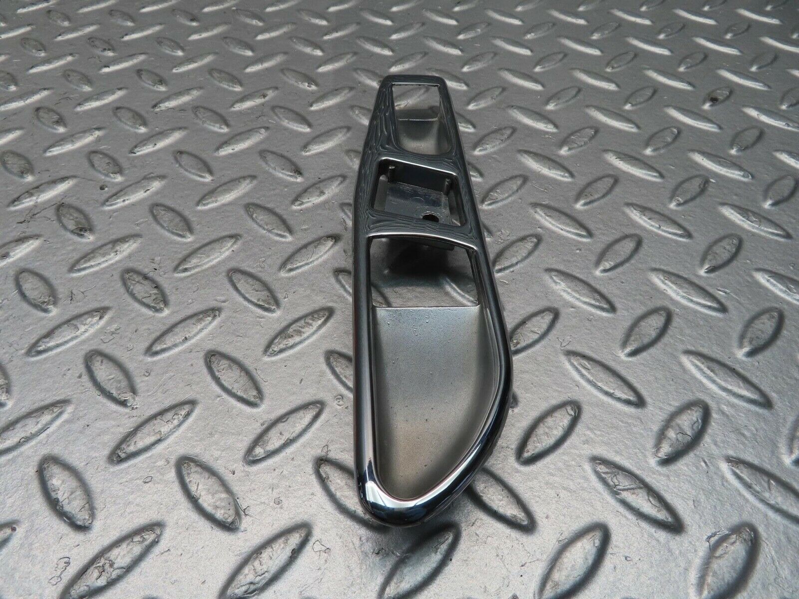 11684 Mercedes-Benz R107 450SL Interior Door Handle Chrome Surround