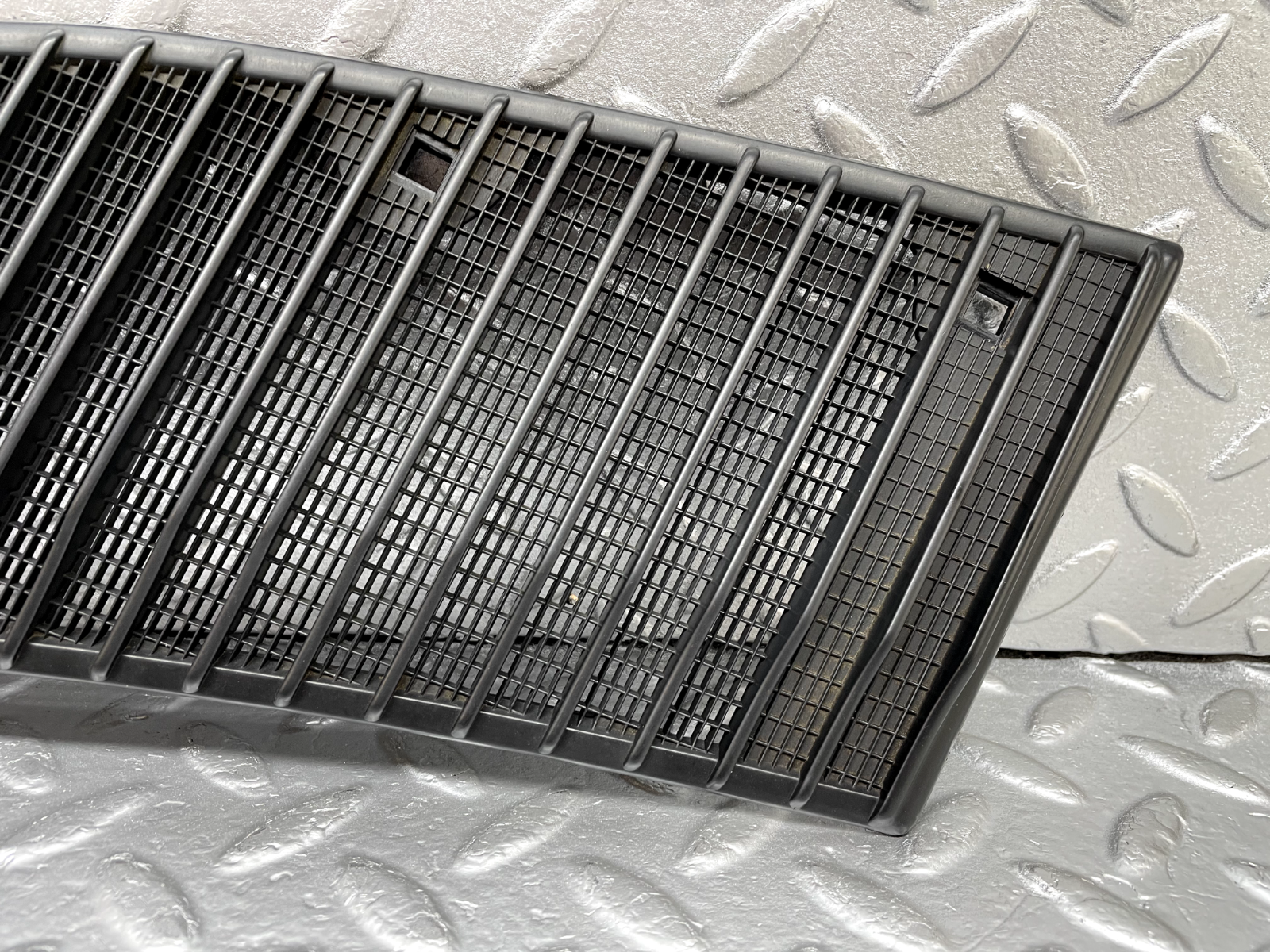 44276 Mercedes-Benz W123 280E Air Intake Grill Left Side 1238362965