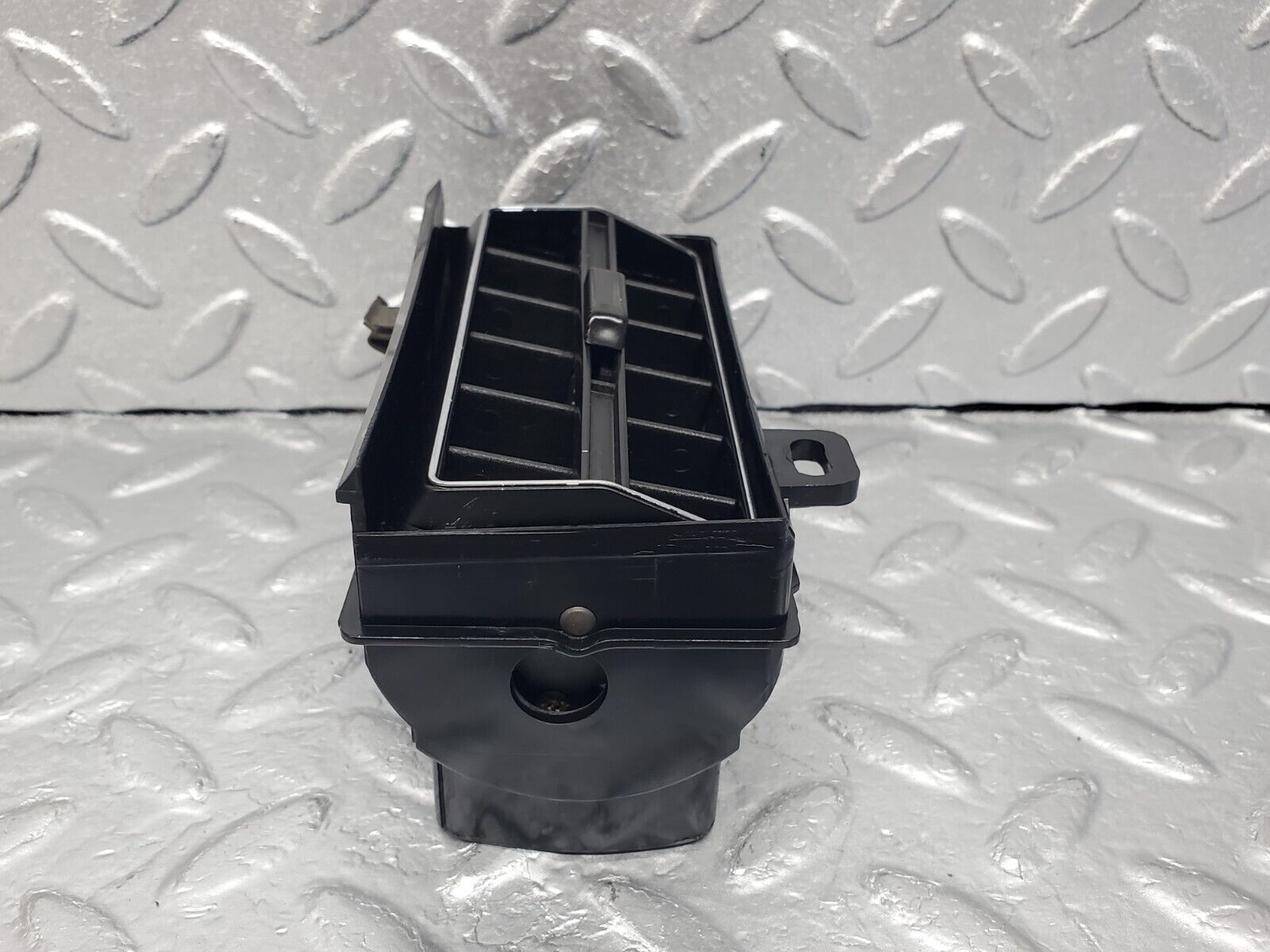 45964 Mercedes-Benz W126 420SE Dashboard Air Vent Right Side 1268310630