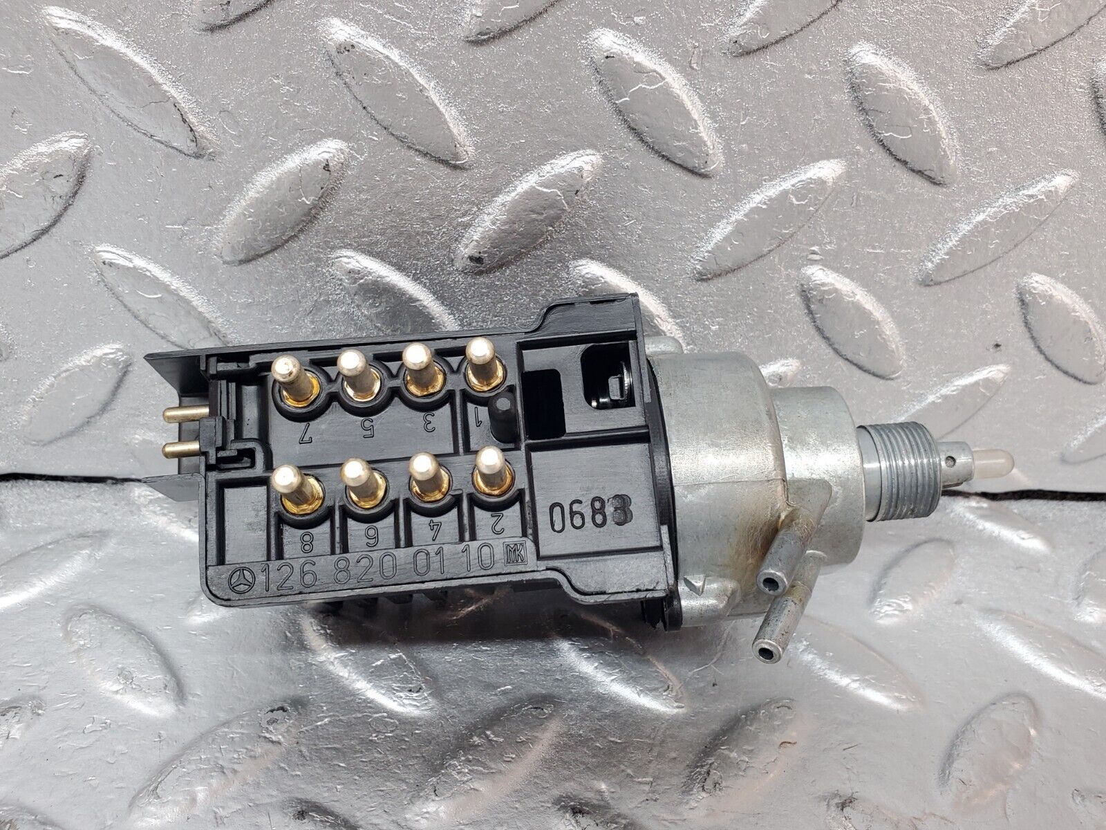 45582 Mercedes-Benz W126 420SE Heater Control Switch 1268200110