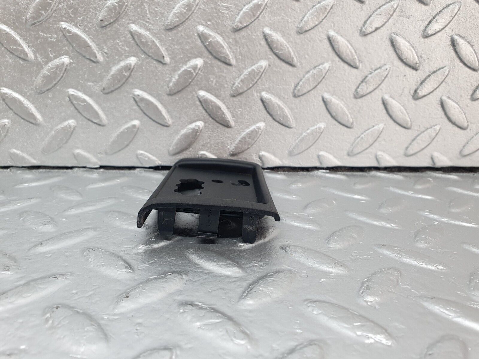 43670 Mercedes-Benz C126 380SEC Coupe Left Electric Seat Adjustment Cover Trim 1267661191