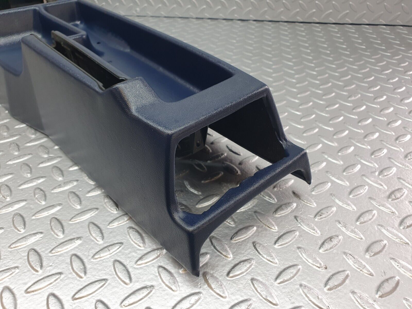 42664 Mercedes-Benz W201 190 2.0L Centre Console Blue 2016831325 2016831236