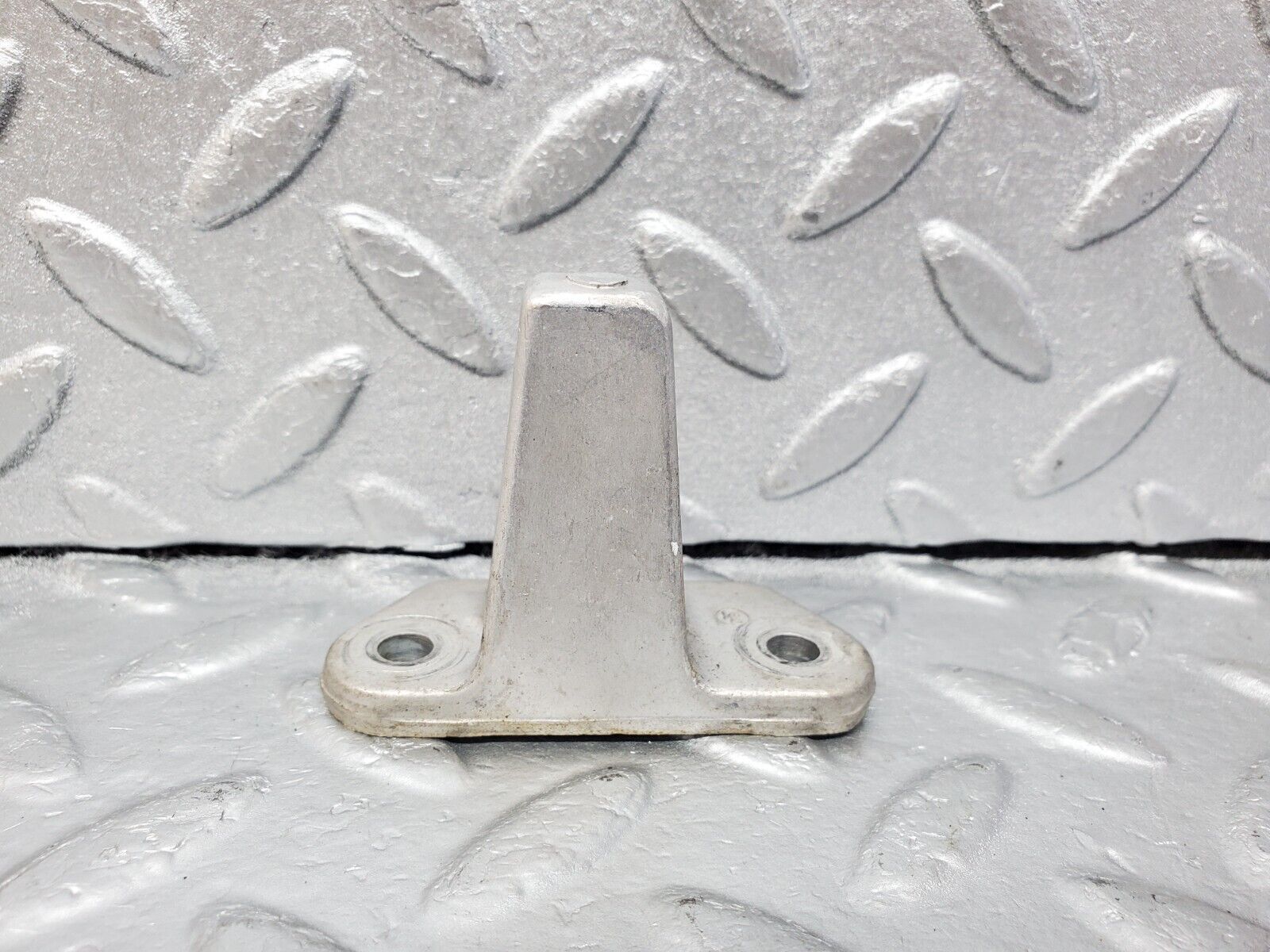 45735 Mercedes-Benz W126 420SE Trunk Lock Latch