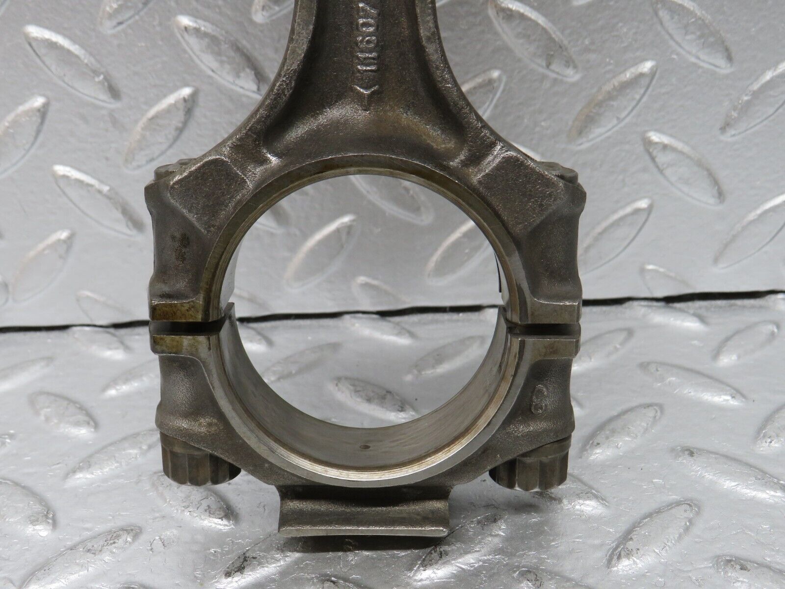 32774 Mercedes-Benz C107 R107 350 V8 Piston With Connecting Rod 92mm 11607