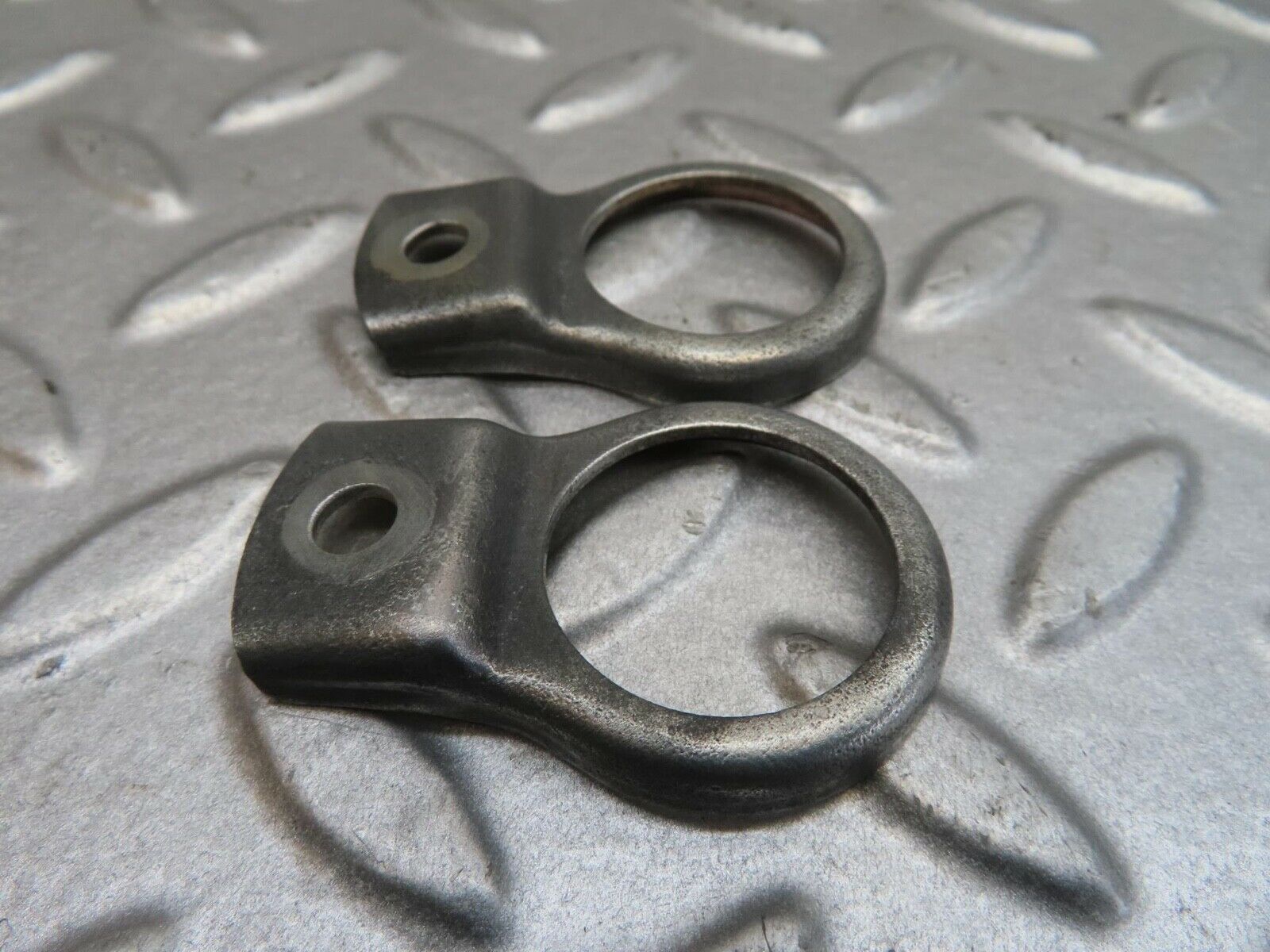 13755 Mercedes-Benz R107 450SL Fuel Injector Bracket