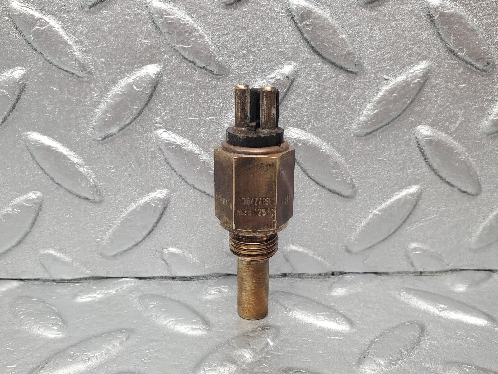 46581 Mercedes-Benz C123 280CE Coupe Coolant Temperature Sensor VDO