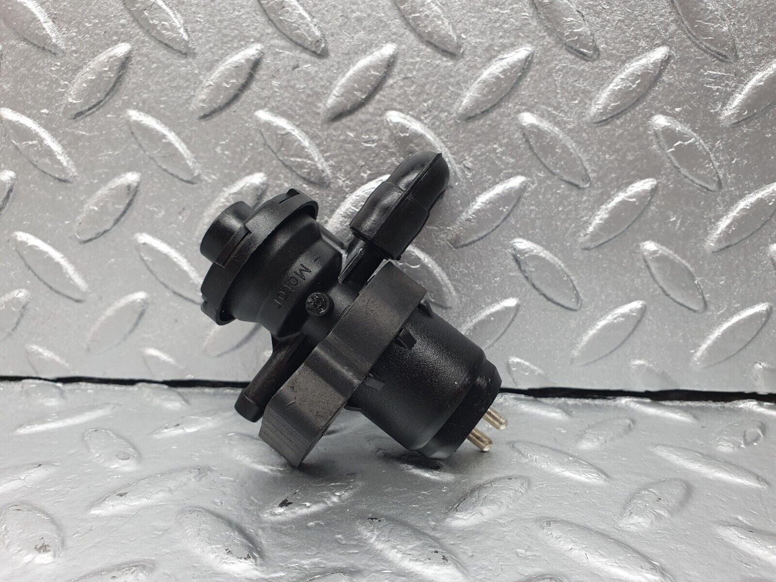 42235 Mercedes-Benz R129 320SL Coupe Fuel Regeneration Valve 0011409960