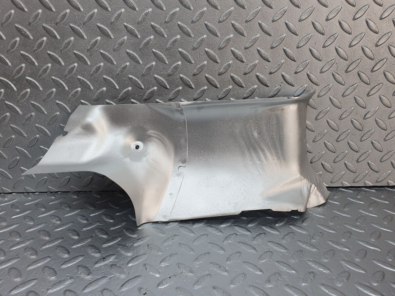 42688 Mercedes-Benz W201 190 2.0L Exhaust Heat Shield