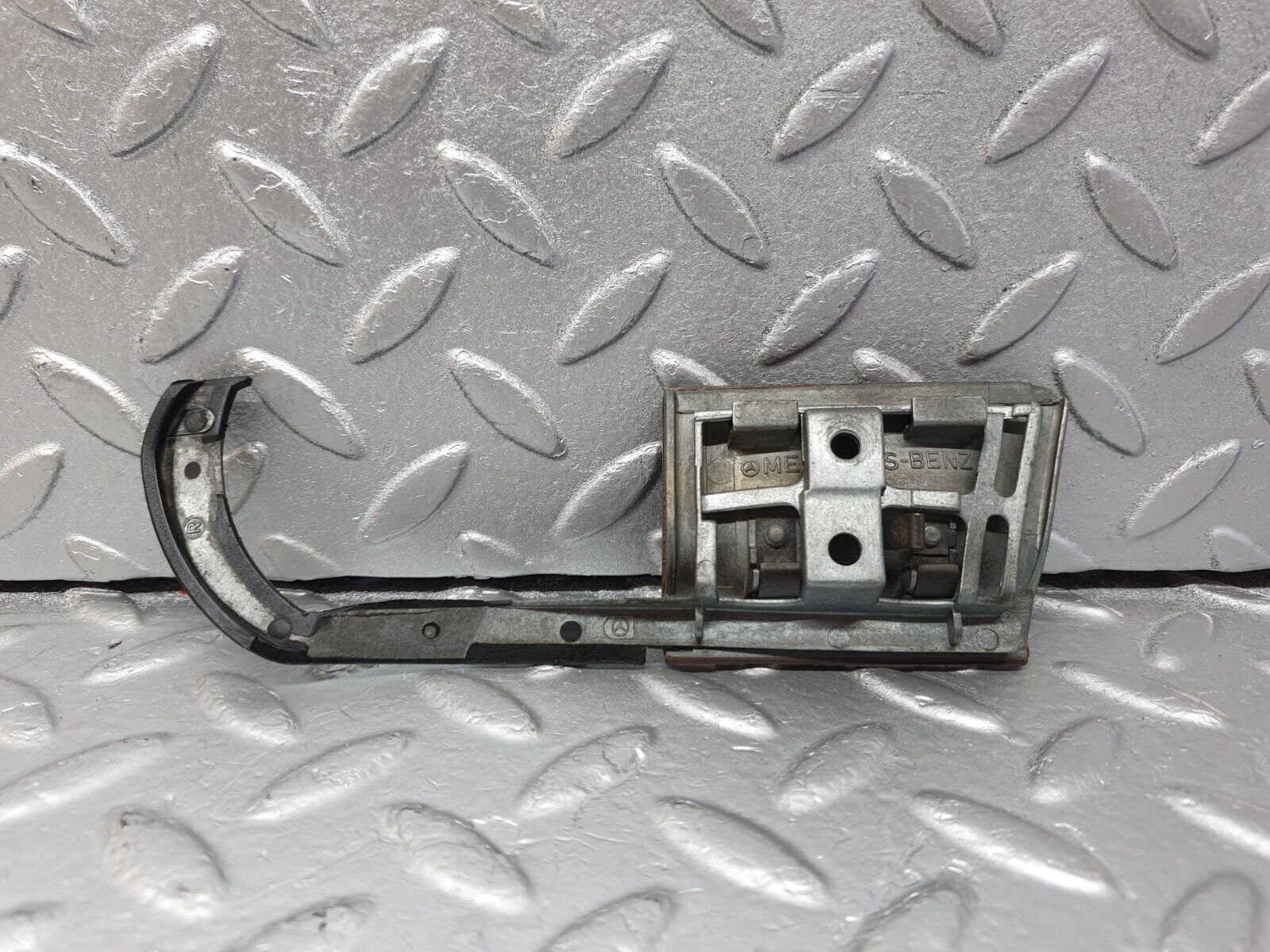 42513 Mercedes-Benz R129 320SL Coupe Door Handle Wood Trim Right Side