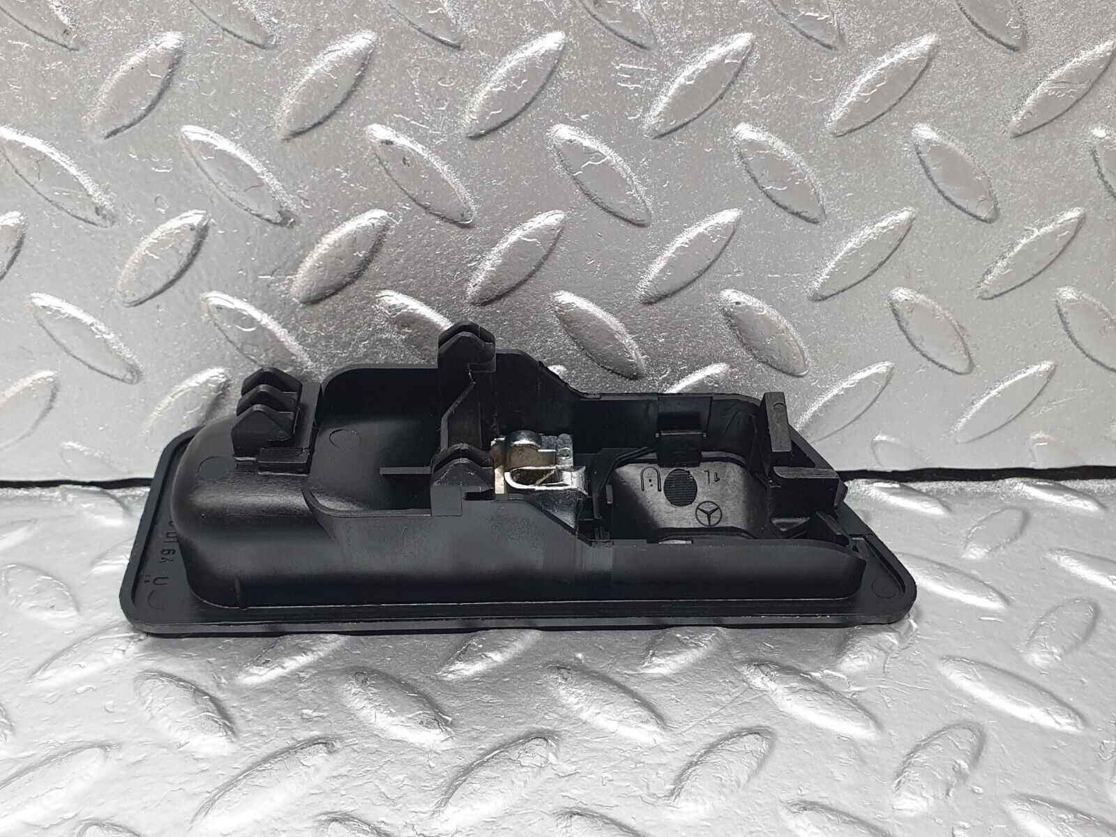 42777 Mercedes-Benz W201 190 2.0L Left Interior Door Handle 2017660164