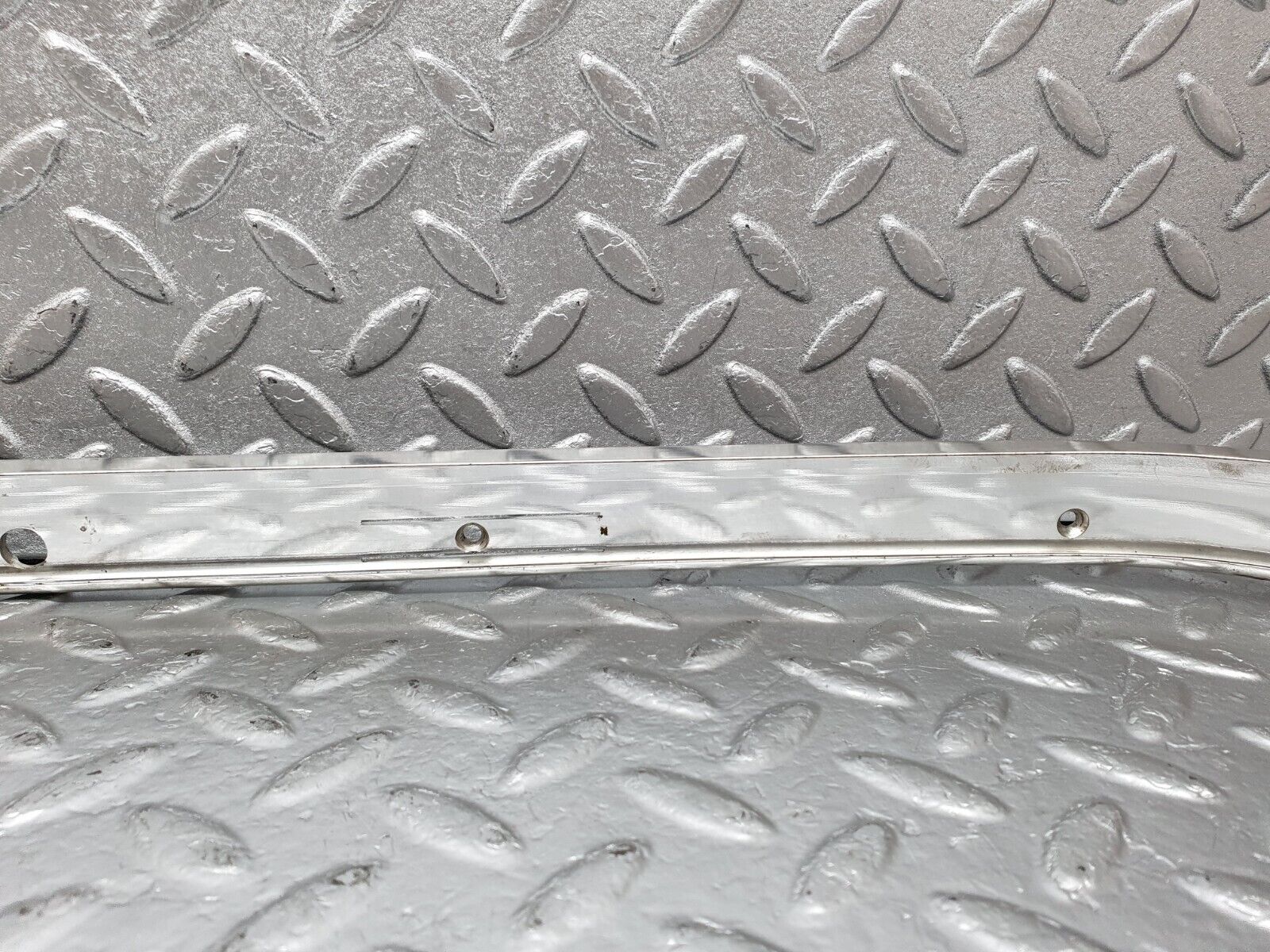 44200 Mercedes-Benz C123 230CE Coupe Chrome Roof Trim Cladding Right Side