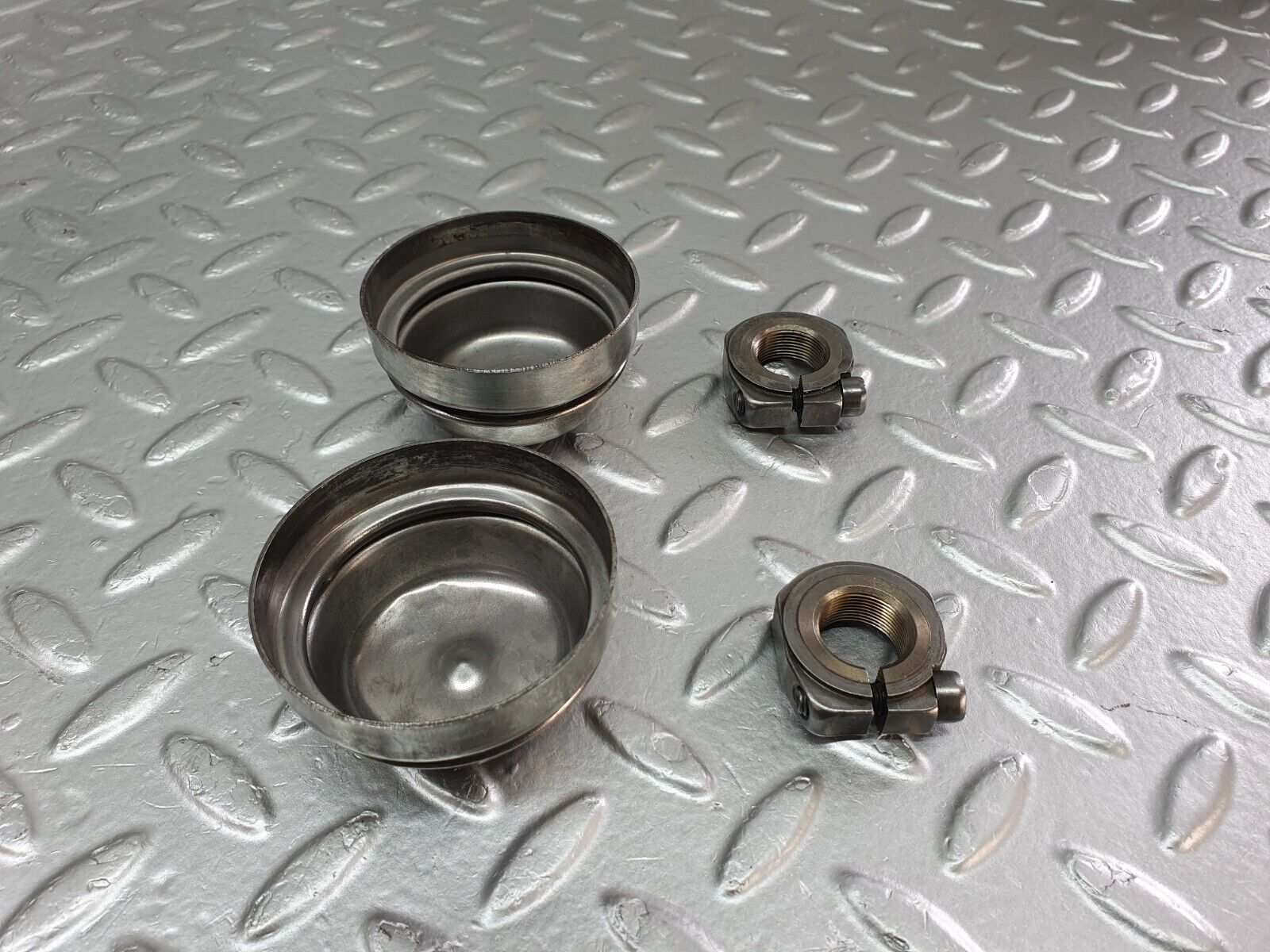 41886 Mercedes-Benz W202 C200 Wheel Hub Locking Cap