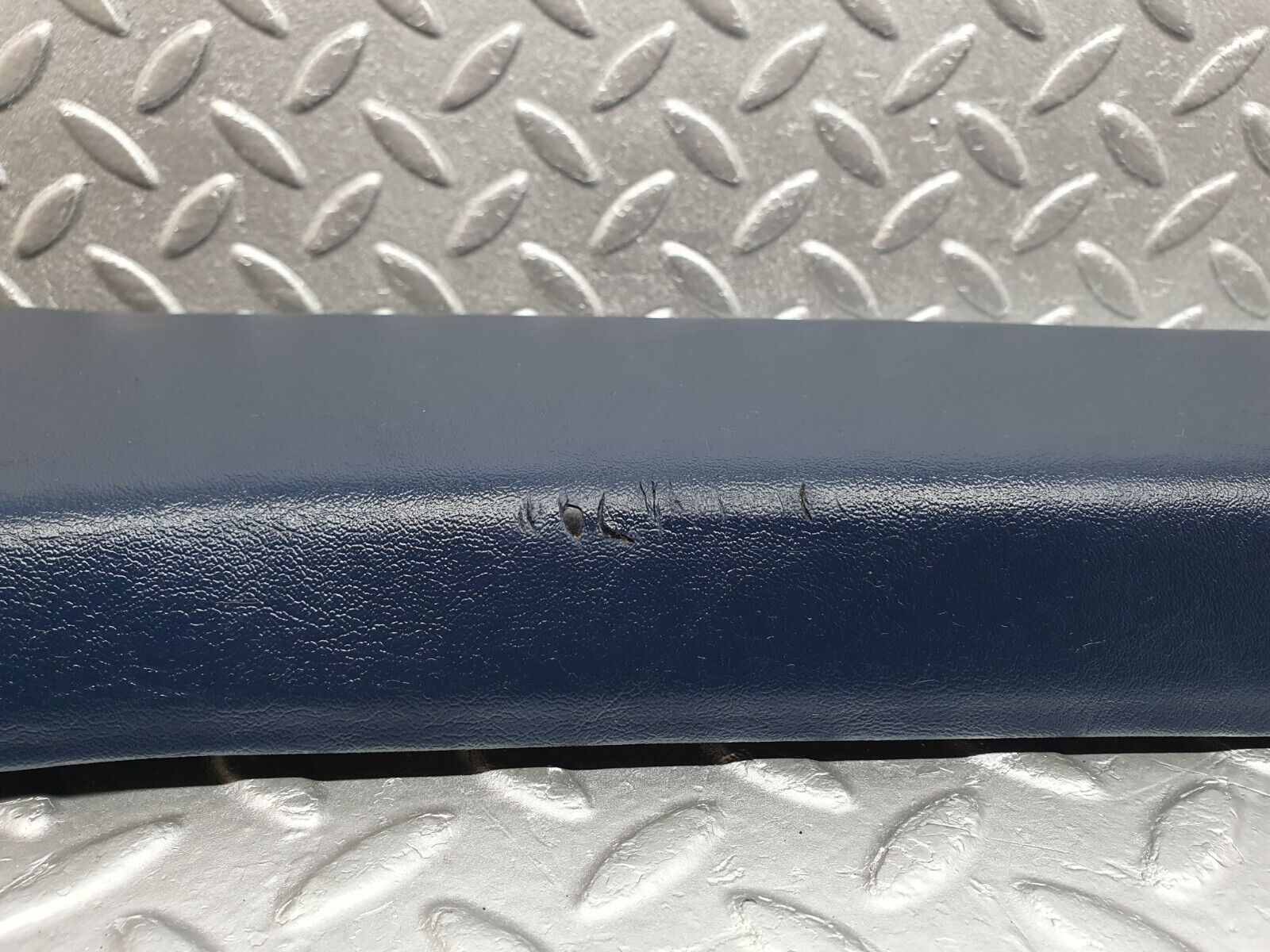 42653 Mercedes-Benz W201 190 2.0L B Pillar Cover Right Blue 2016921889 2016920044