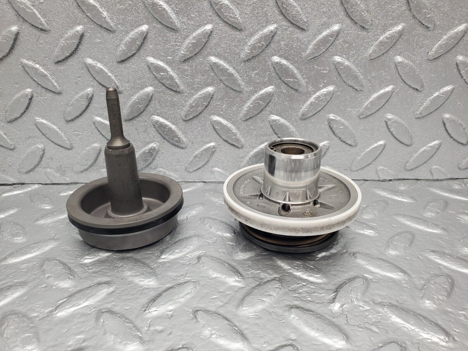 46308 Mercedes-Benz W124 280E Automatic Gearbox Piston Set 722.433 2012770130