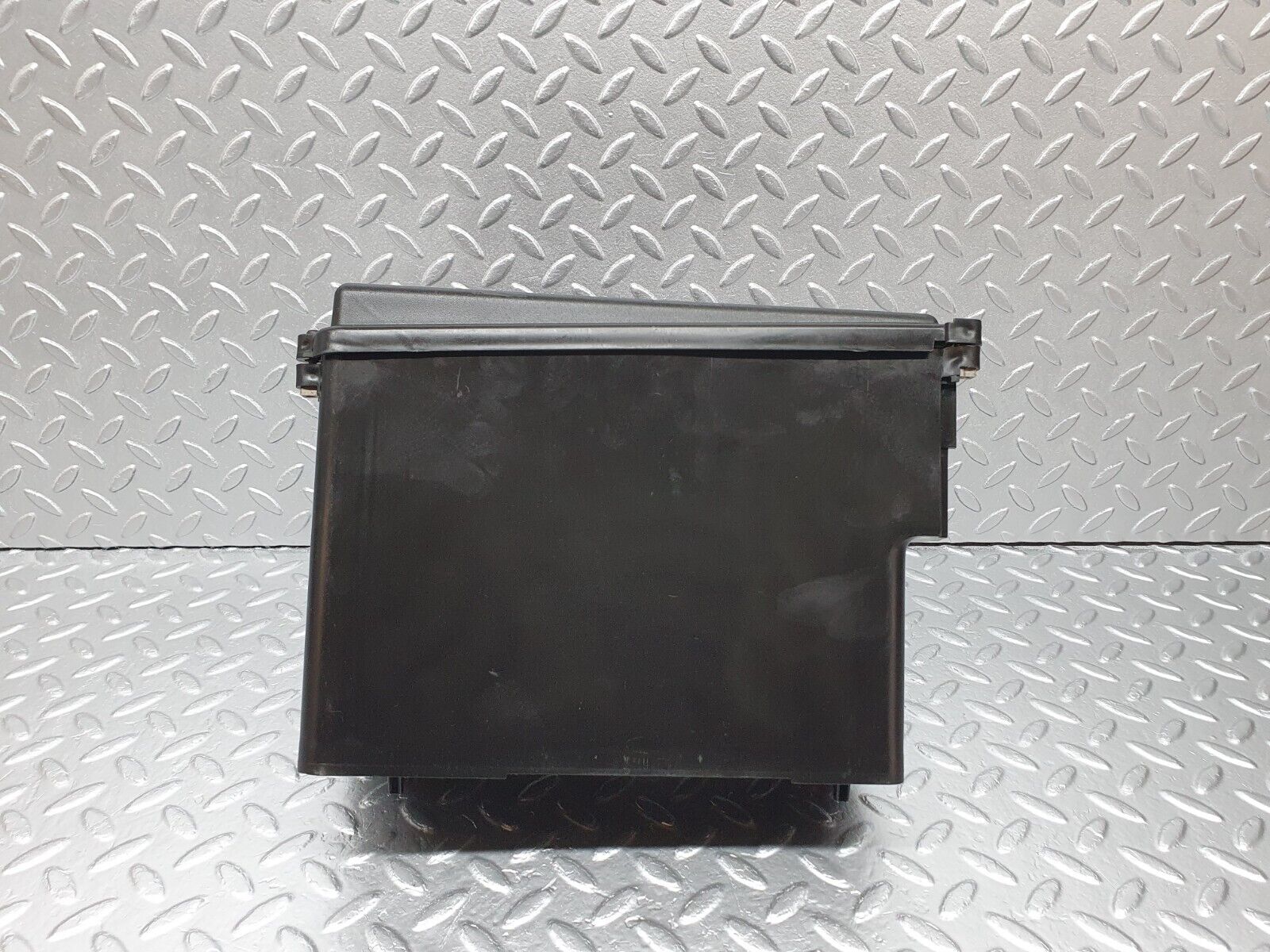 42094 Mercedes-Benz W202 C200 ECU Fuse Box Housing 2025400624 2025400682