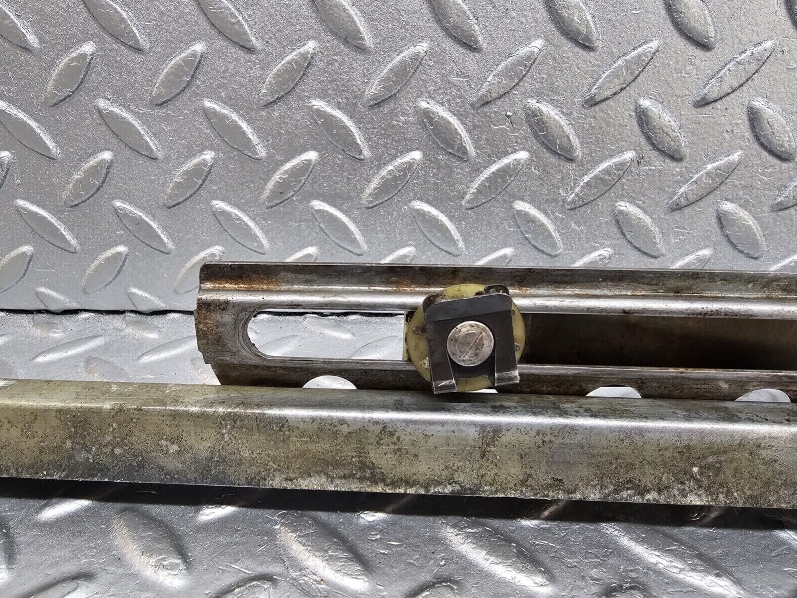 42670 Mercedes-Benz W108 280SE Front Right Manual Window Regulator