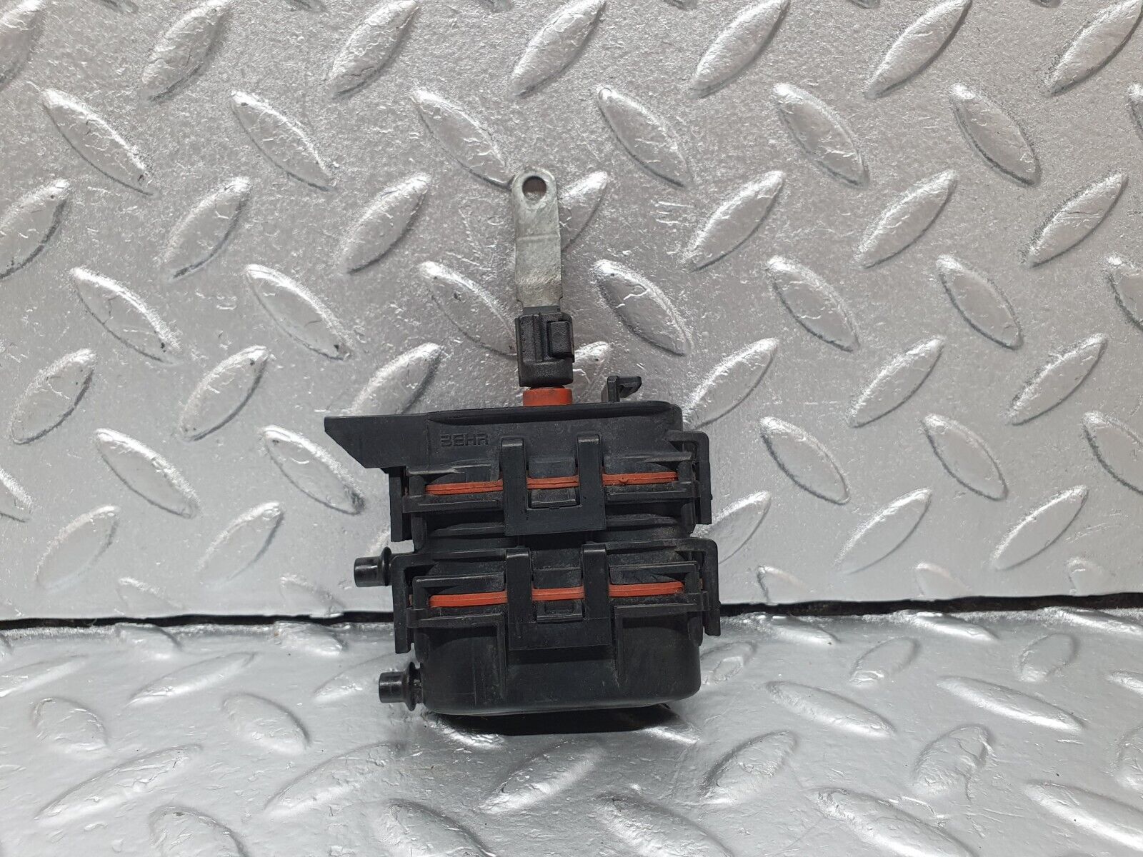 42557 Mercedes-Benz R129 320SL Coupe Heater Box Vacuum Actuator